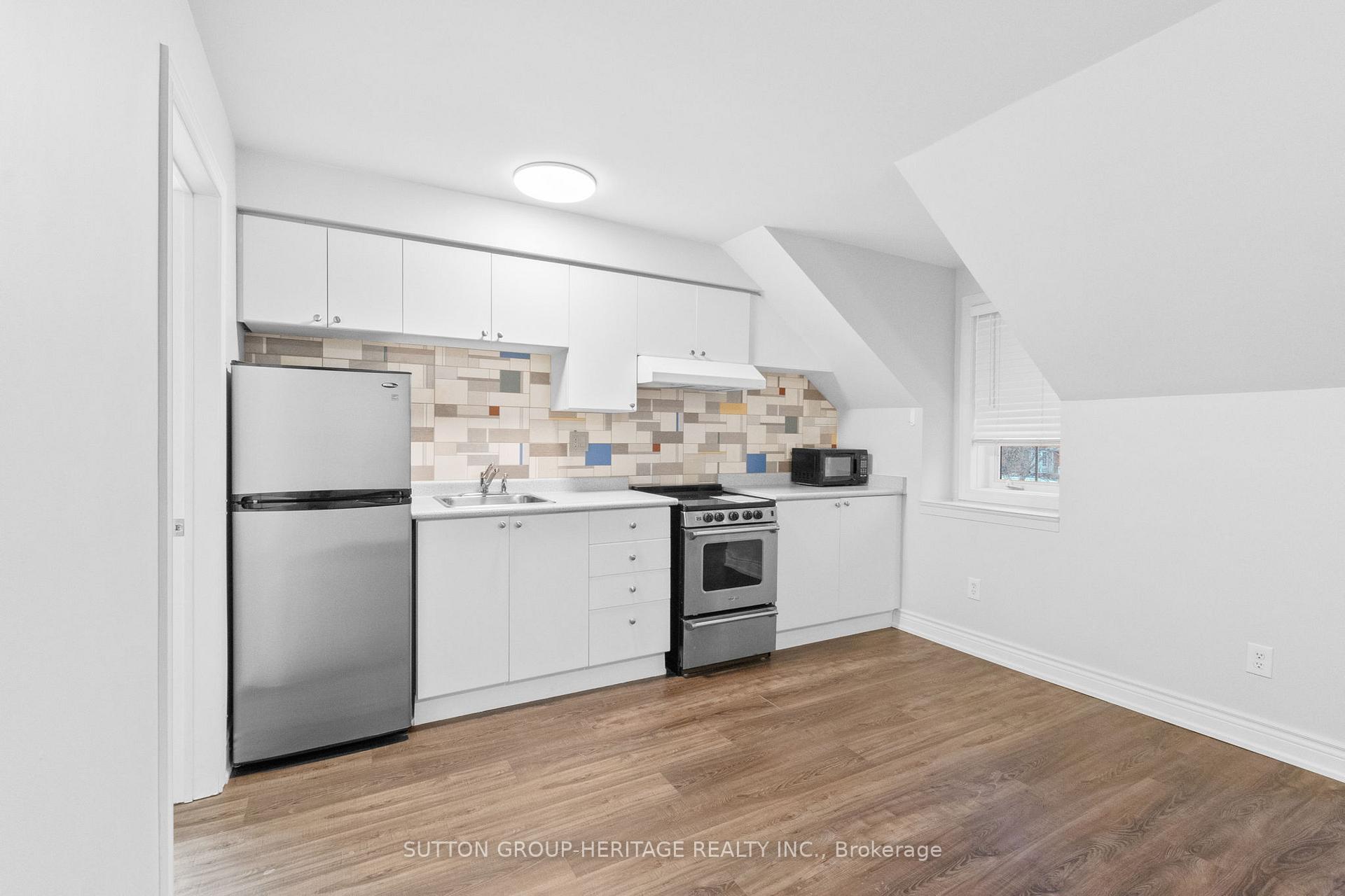 Photo 5 of 2 Glendennan Avenue, Markham, Cornell — HOMEH