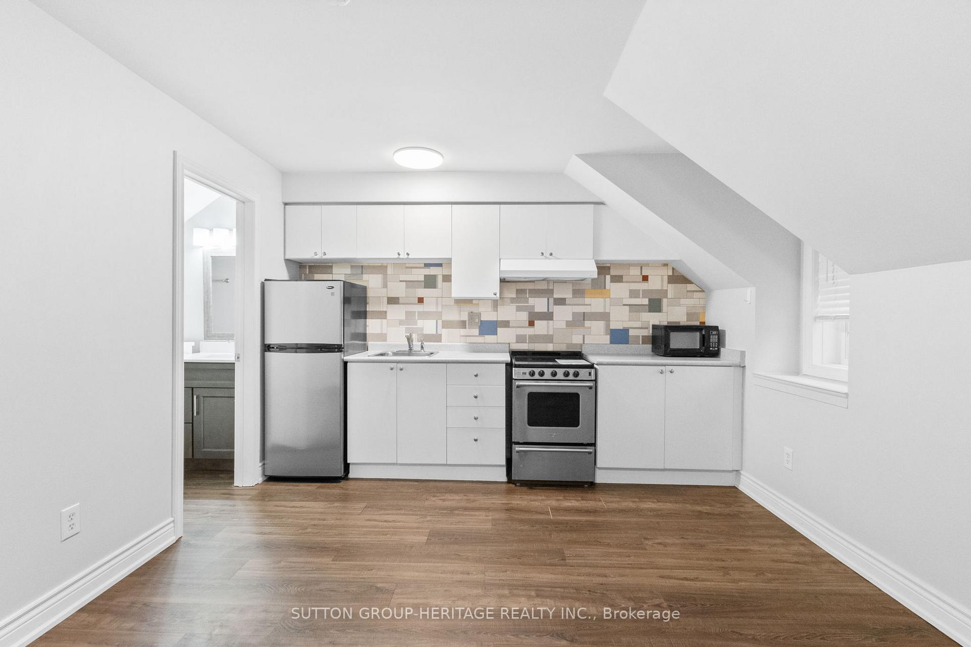 Photo 6 of 2 Glendennan Avenue, Markham, Cornell — HOMEH