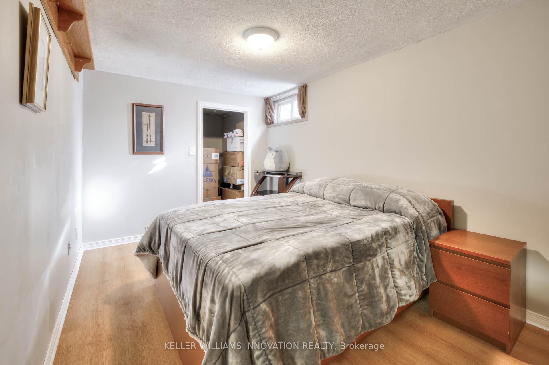 Photo 17 of 37 Harvest Court, Kitchener — HOMEH