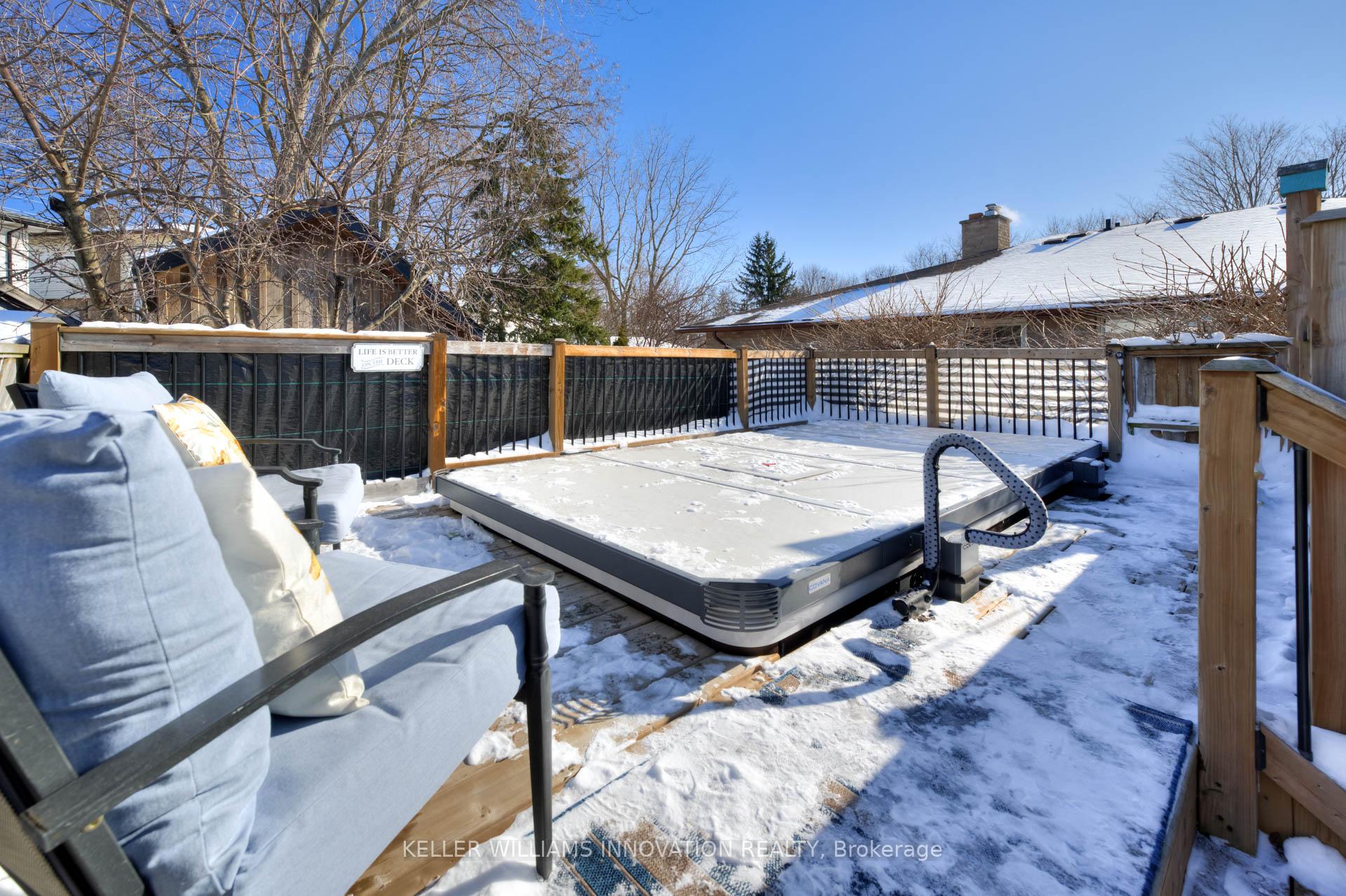 Photo 21 of 37 Harvest Court, Kitchener — HOMEH