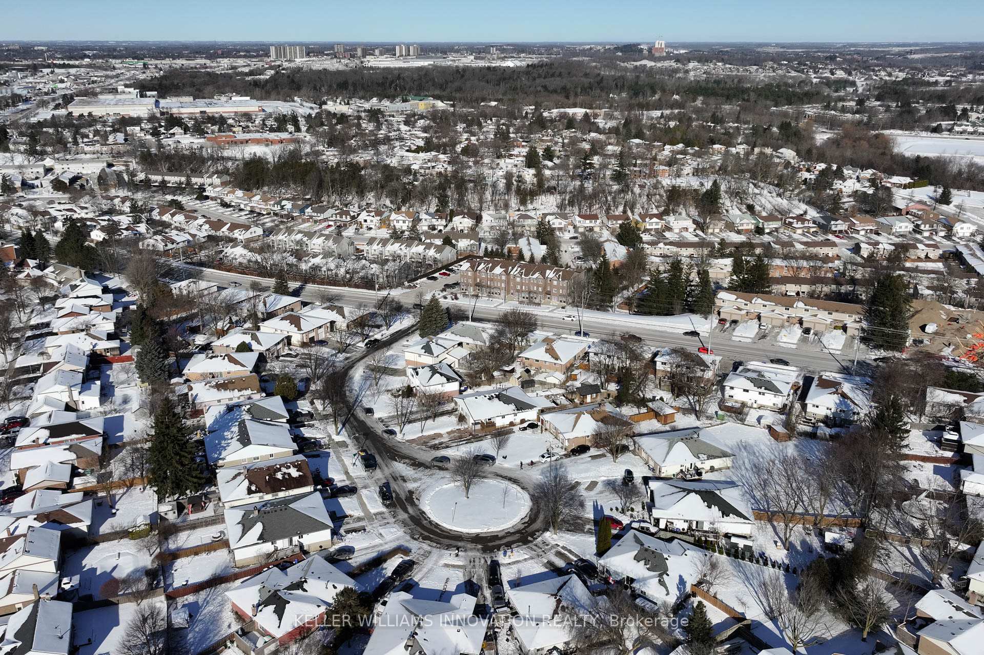 Photo 30 of 37 Harvest Court, Kitchener — HOMEH