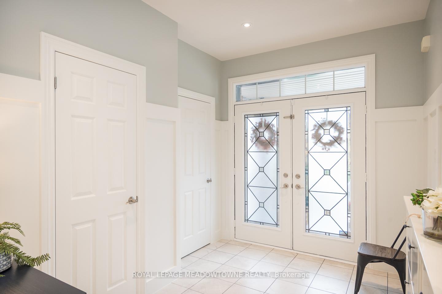 Photo 6 of 476 Mcgibbon Drive, Milton, Clarke — HOMEH
