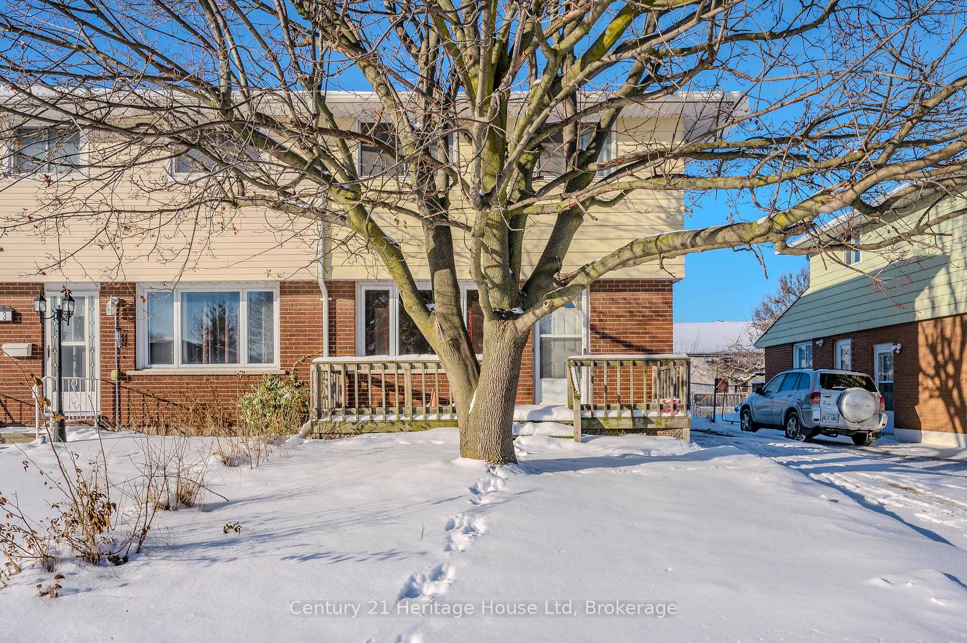 Photo 1 of 41 Roberts Crescent, Kitchener — HOMEH