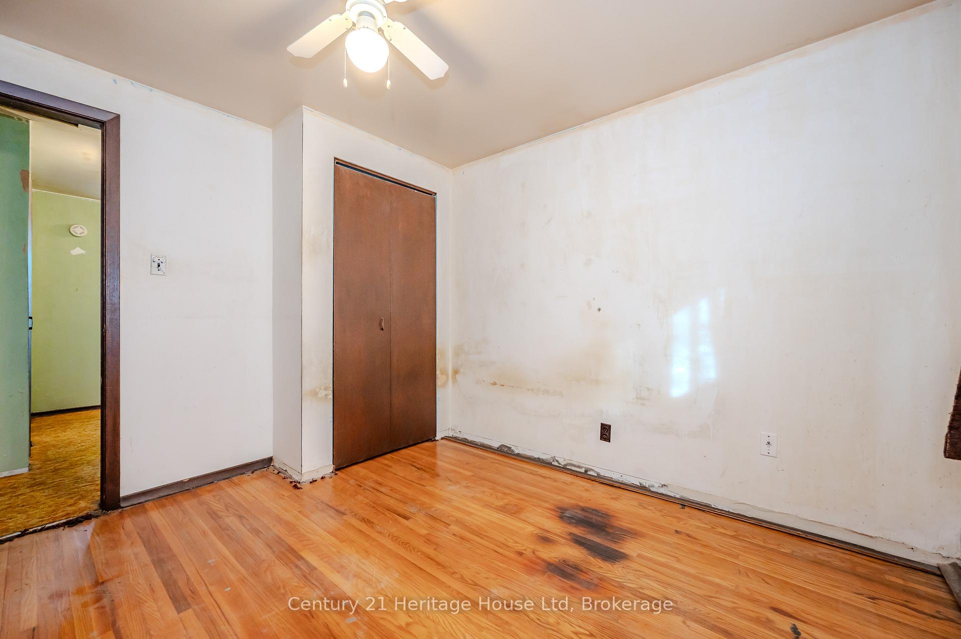 Photo 22 of 41 Roberts Crescent, Kitchener — HOMEH