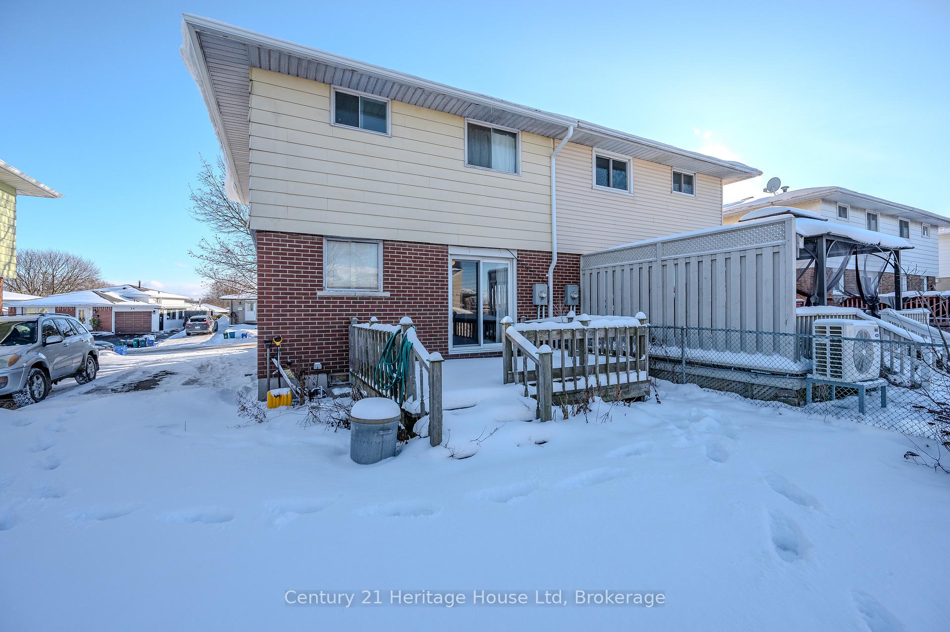 Photo 33 of 41 Roberts Crescent, Kitchener — HOMEH