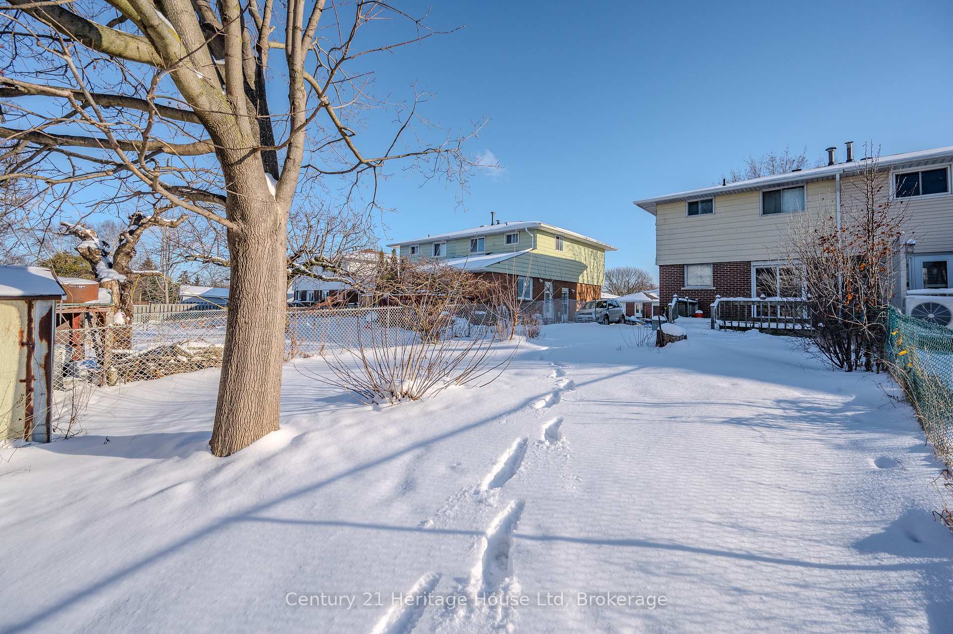 Photo 36 of 41 Roberts Crescent, Kitchener — HOMEH