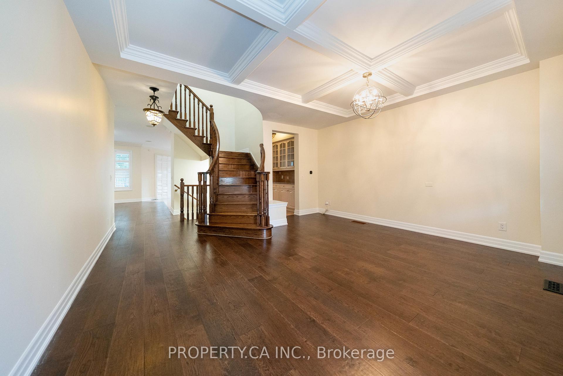 Photo 2 of 36 Bardoe Crescent, Milton, Scott — HOMEH
