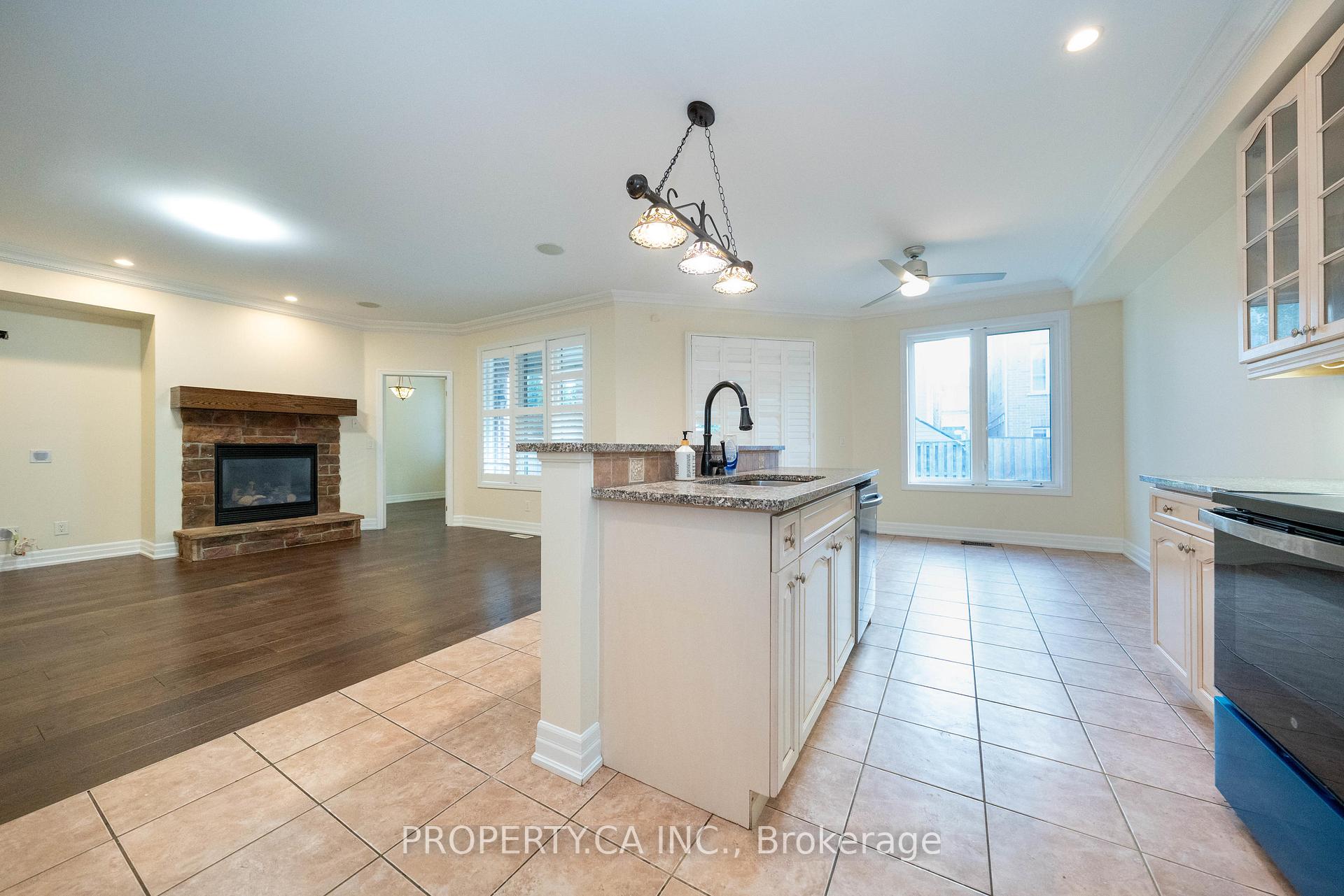Photo 16 of 36 Bardoe Crescent, Milton, Scott — HOMEH