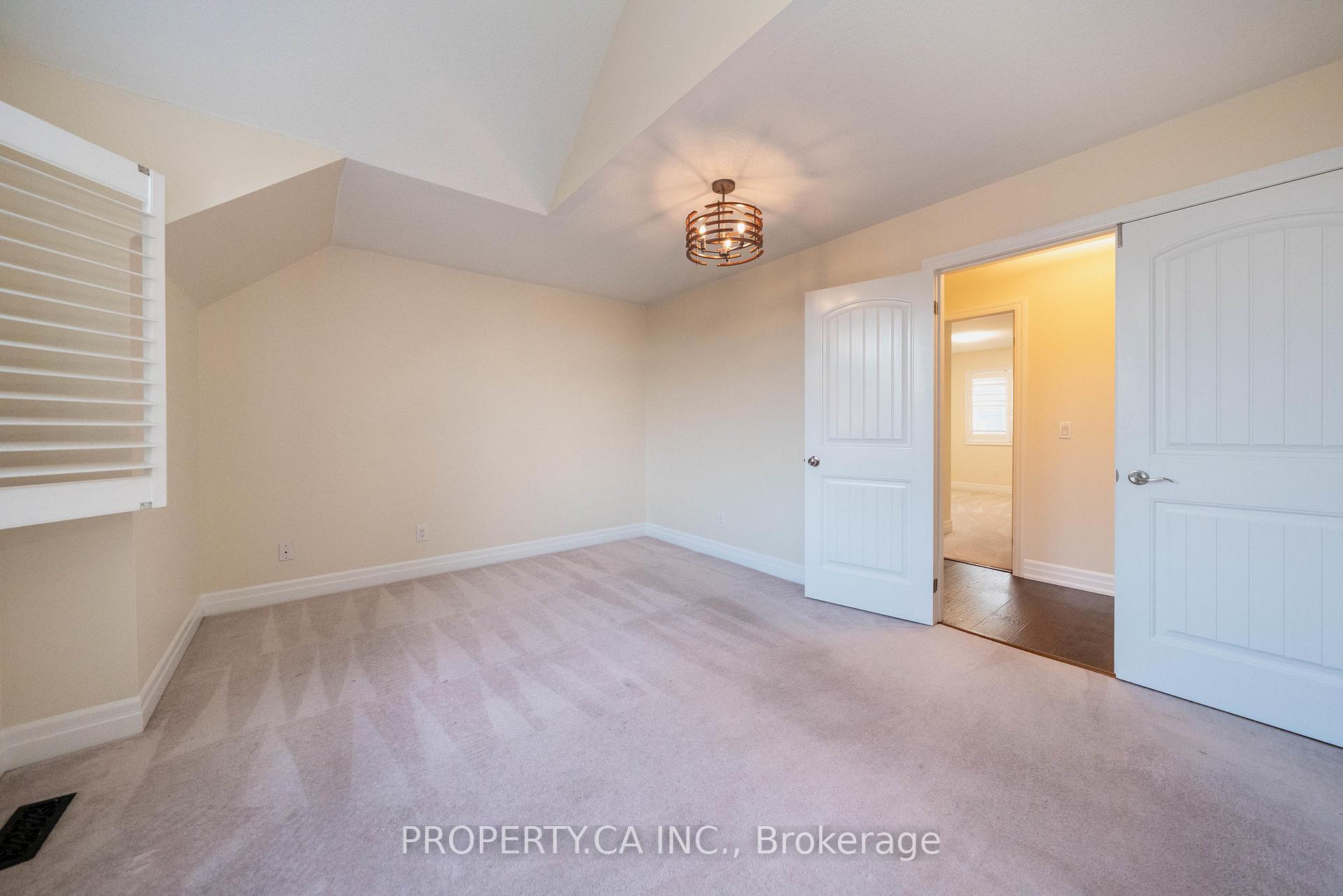 Photo 30 of 36 Bardoe Crescent, Milton, Scott — HOMEH