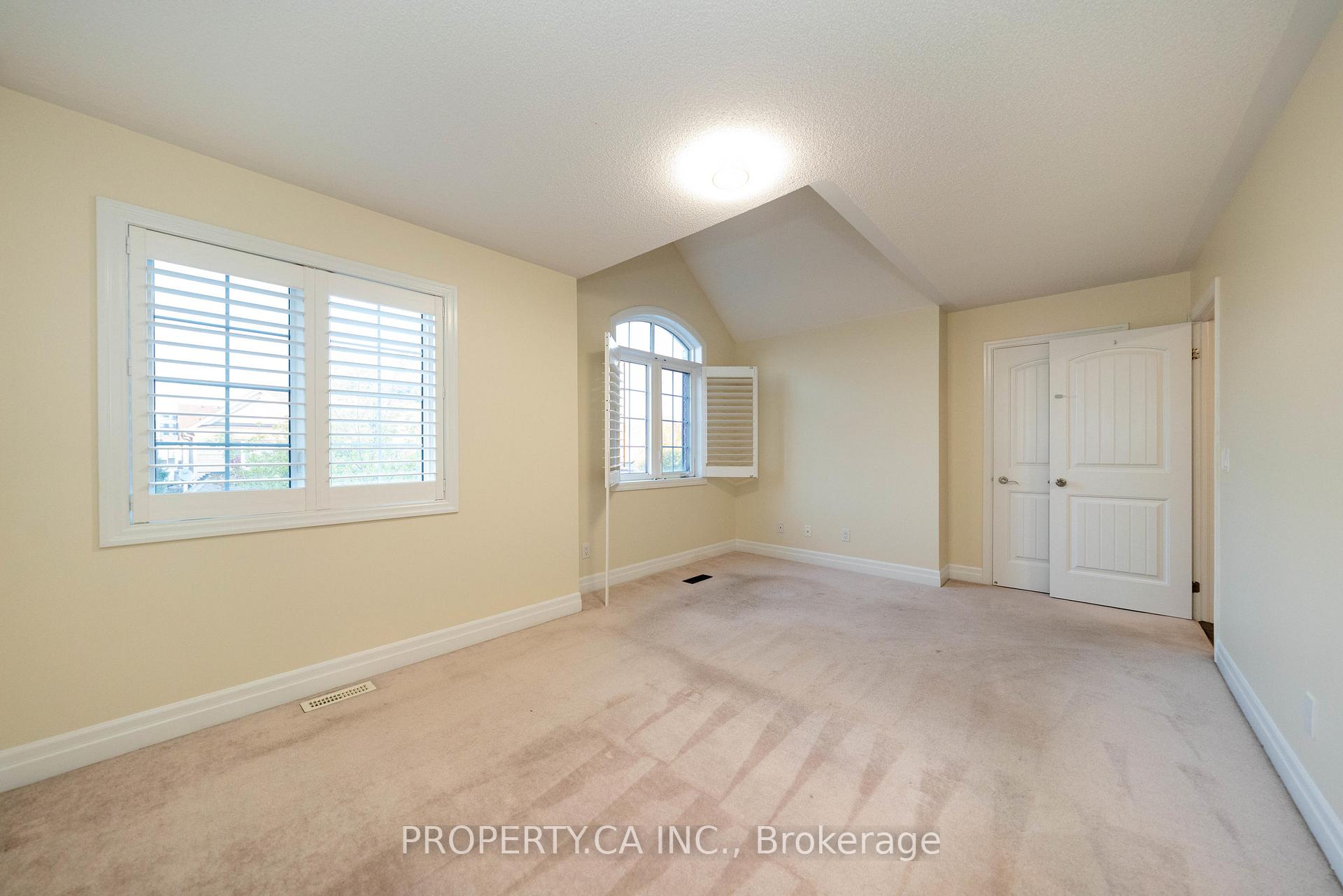 Photo 37 of 36 Bardoe Crescent, Milton, Scott — HOMEH