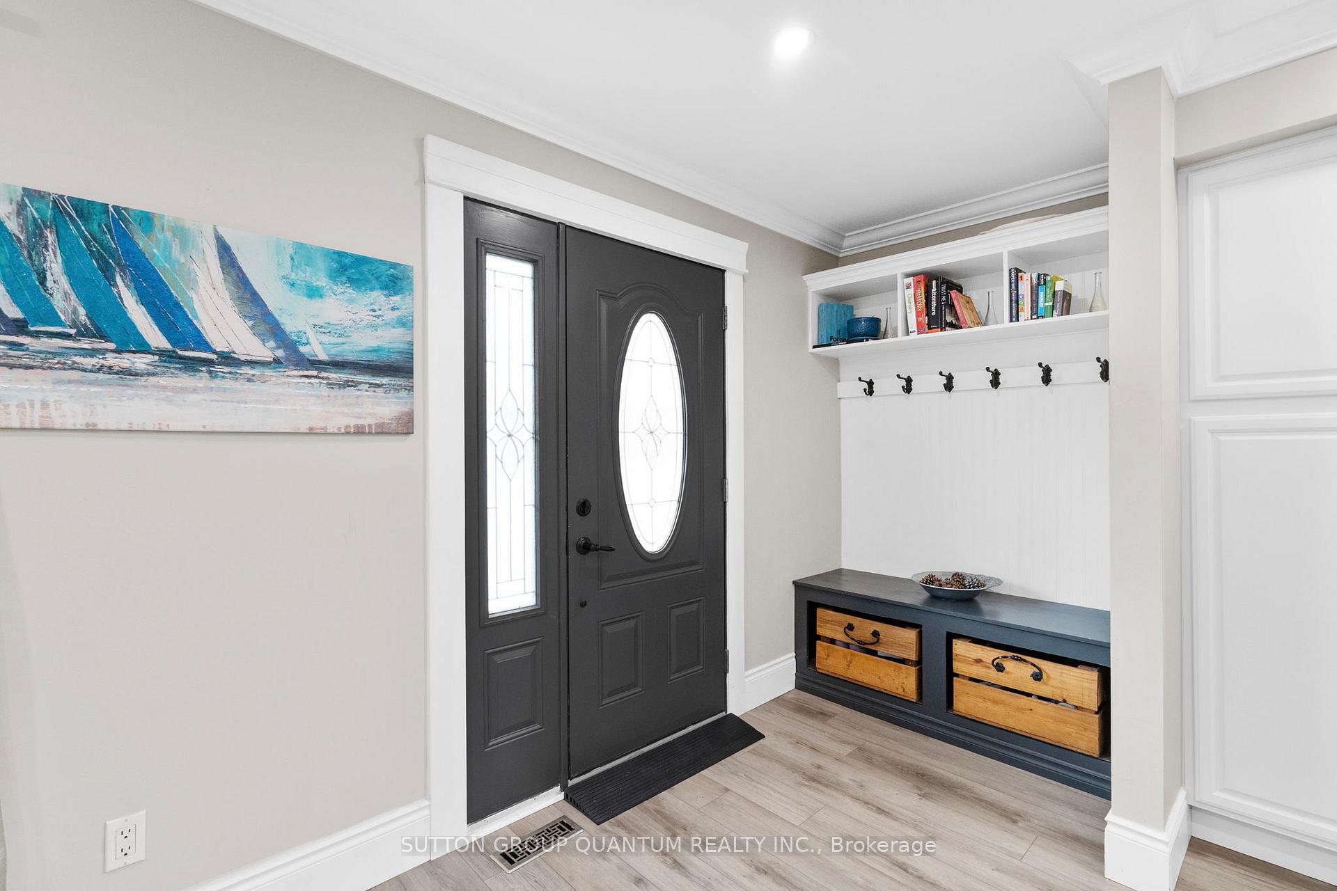 Photo 6 of 244 Bousfield Crescent, Milton, Dorset Park — HOMEH