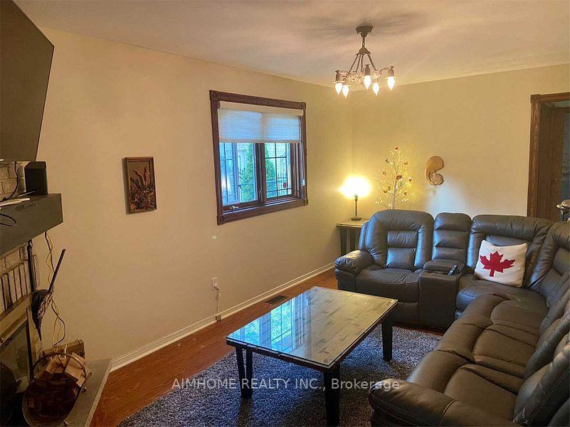 Photo 8 of 26 Coulson Court, Markham, Raymerville — HOMEH