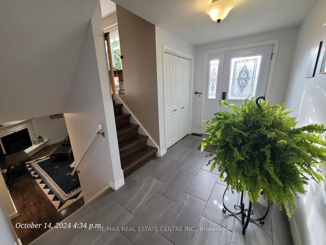 Photo 2 of 18 Dreger Avenue, Kitchener — HOMEH