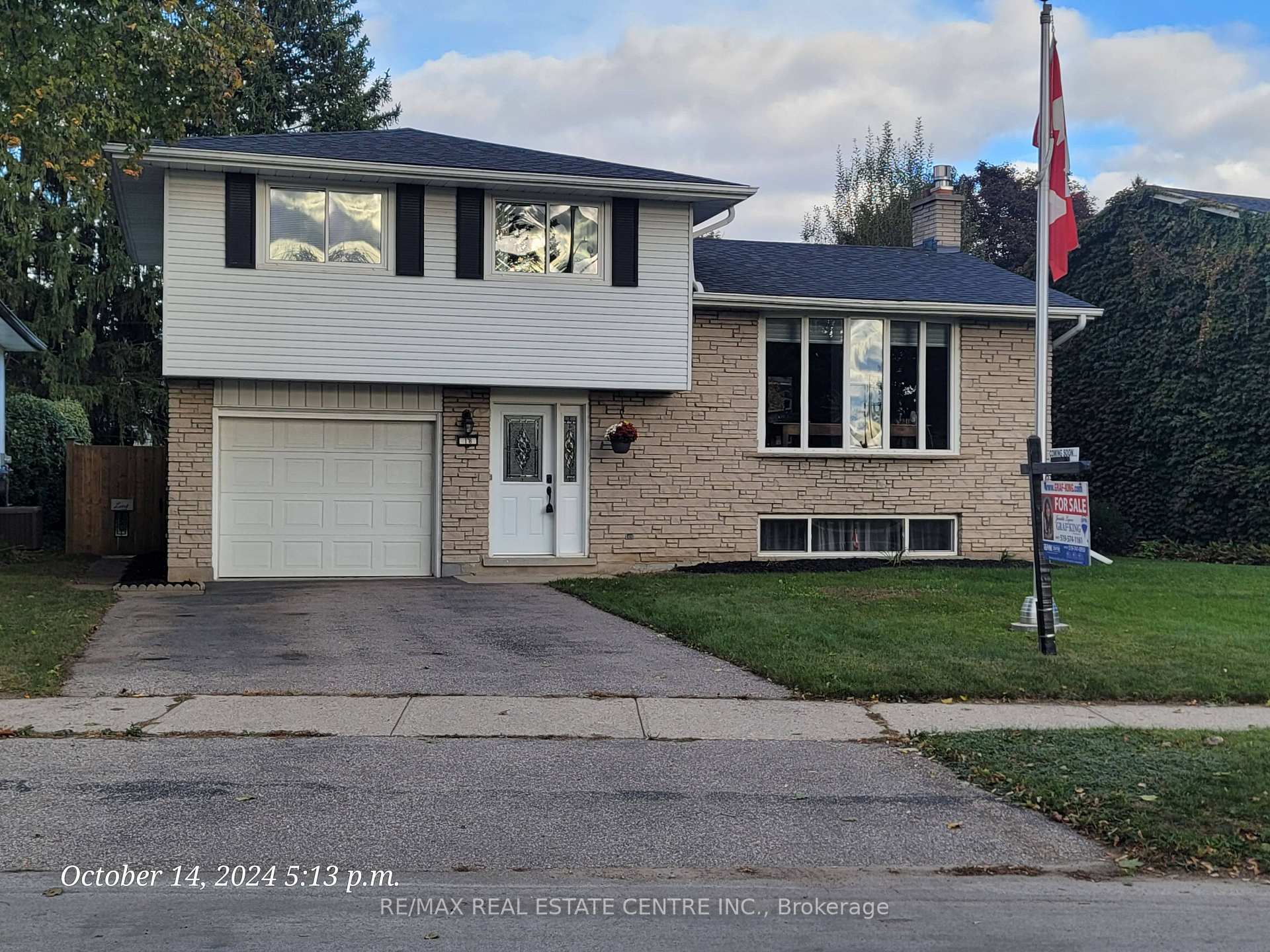 Photo 13 of 18 Dreger Avenue, Kitchener — HOMEH