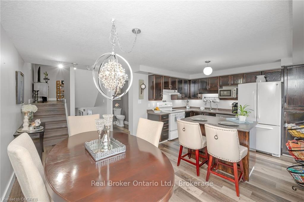 Photo 8 of 94 Rochefort Street, Kitchener — HOMEH
