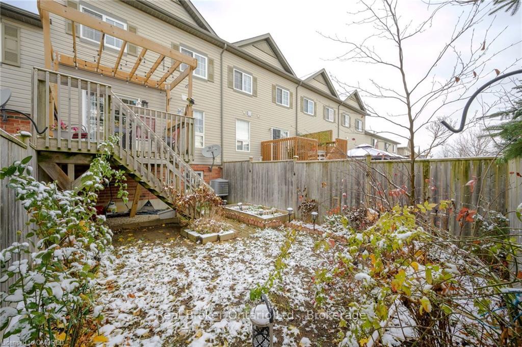 Photo 34 of 94 Rochefort Street, Kitchener — HOMEH