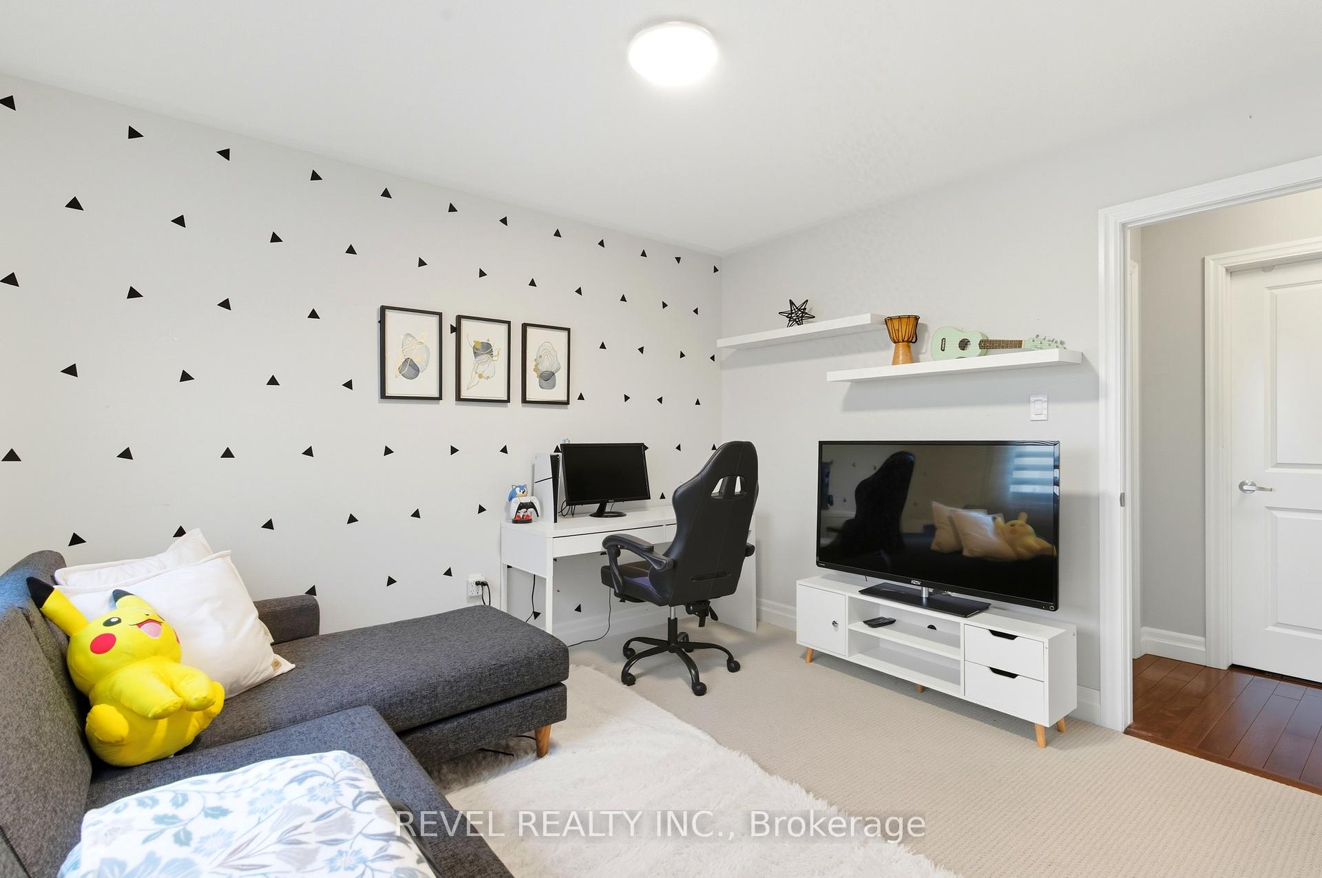 Photo 21 of 390 Gosford Crescent, Milton, Willmott — HOMEH