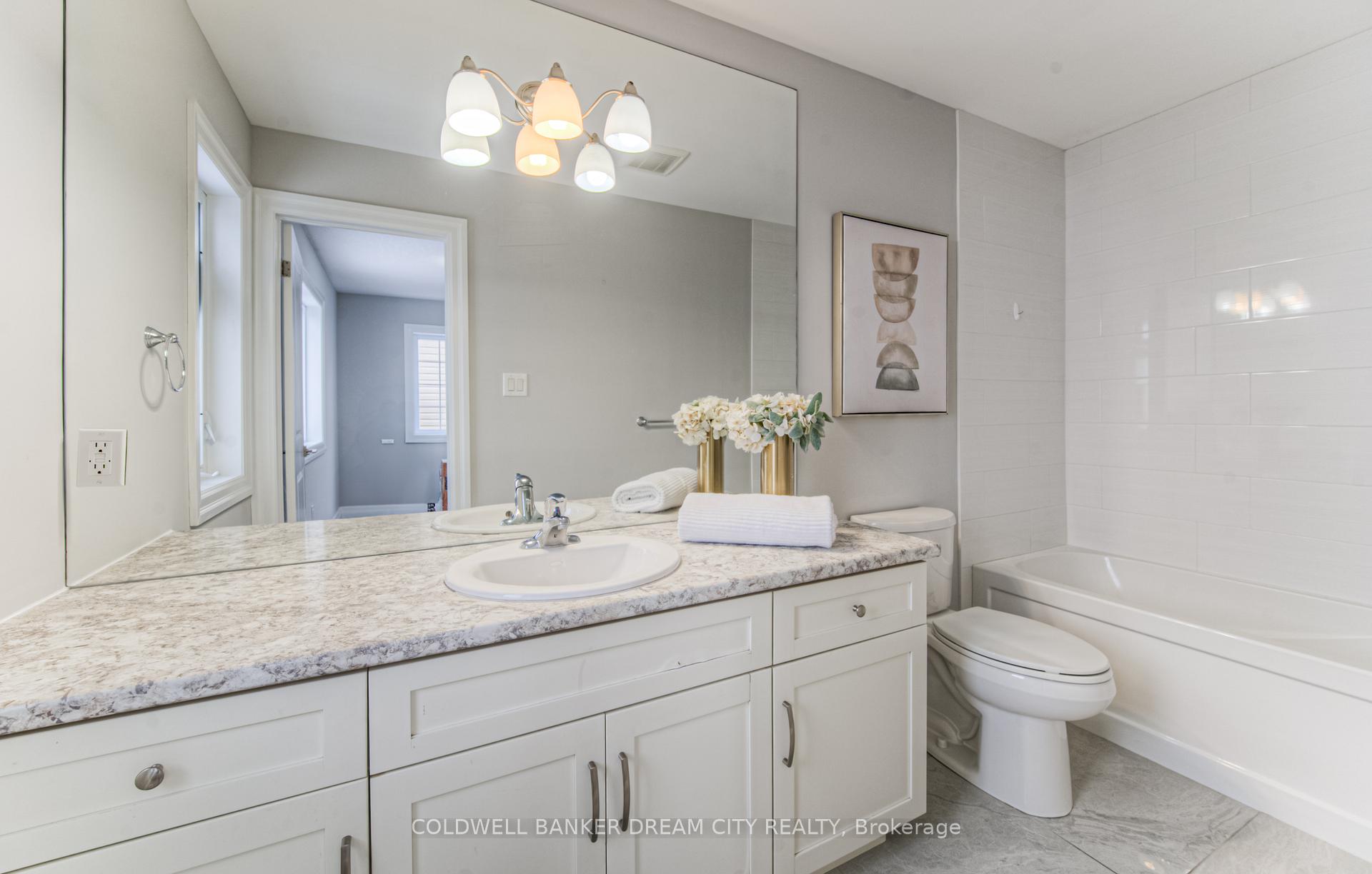 Photo 18 of 48 Fourth Avenue, Kitchener, Vanier - Kitchener — HOMEH