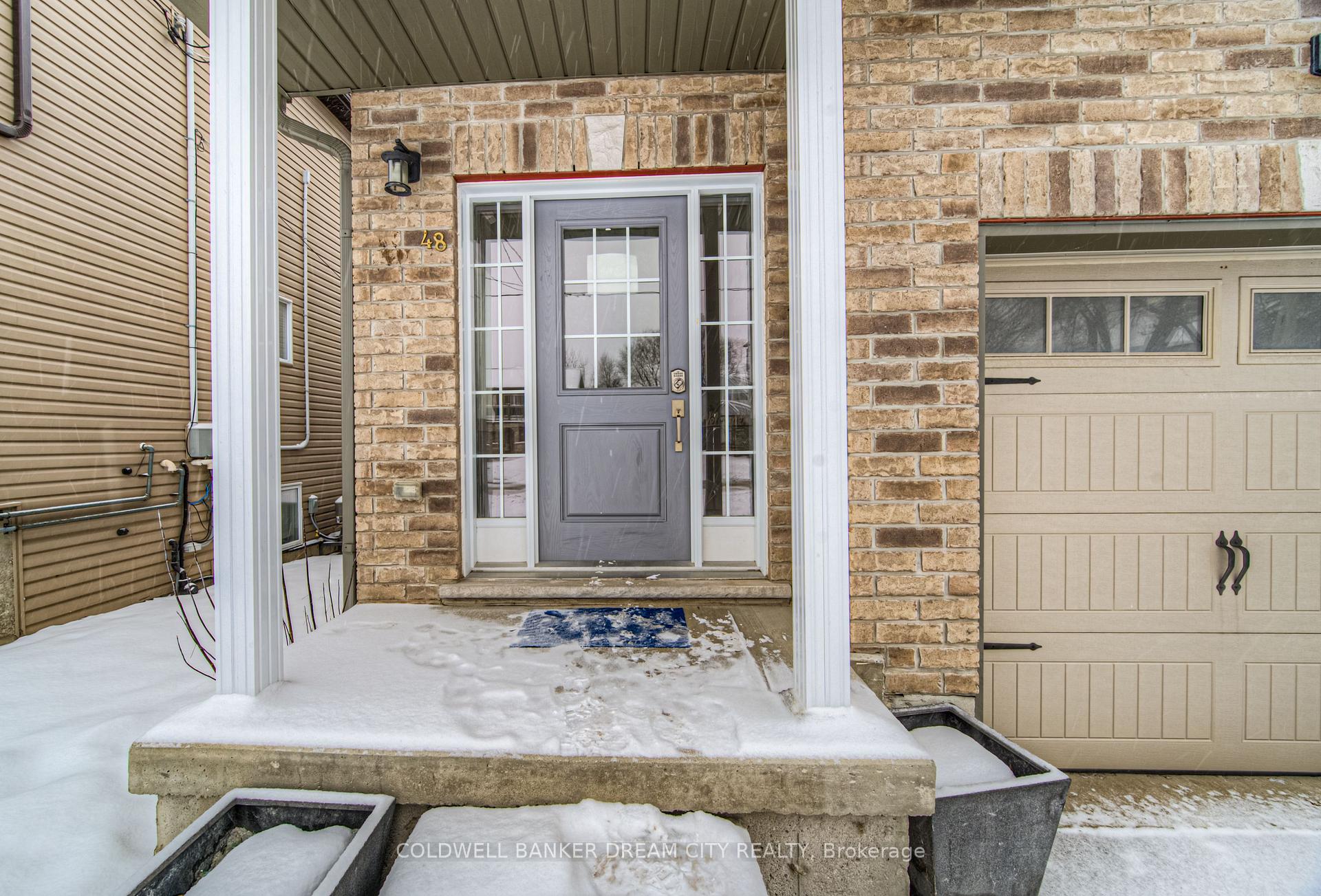 Photo 32 of 48 Fourth Avenue, Kitchener, Vanier - Kitchener — HOMEH