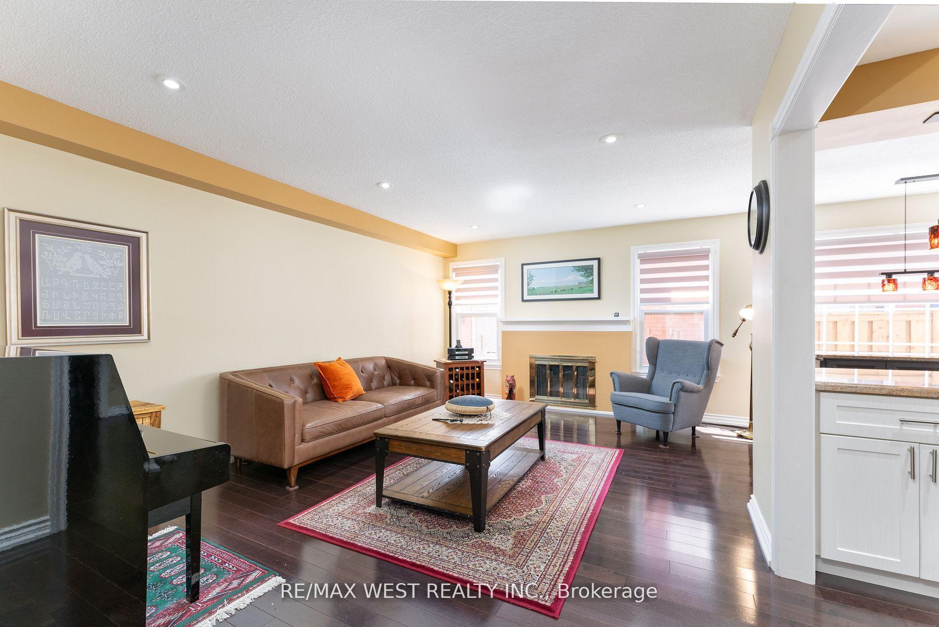 Photo 7 of 226 Austin Drive, Markham, Unionville — HOMEH