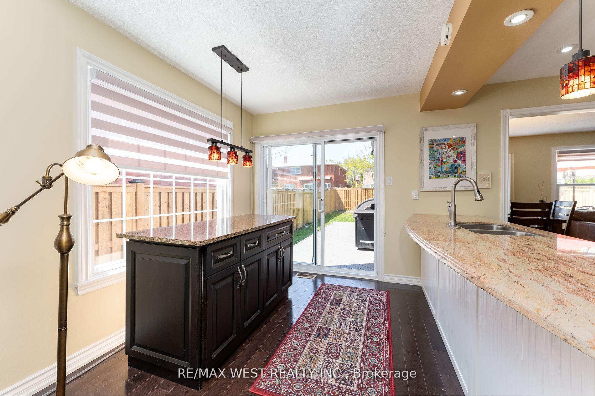 Photo 10 of 226 Austin Drive, Markham, Unionville — HOMEH