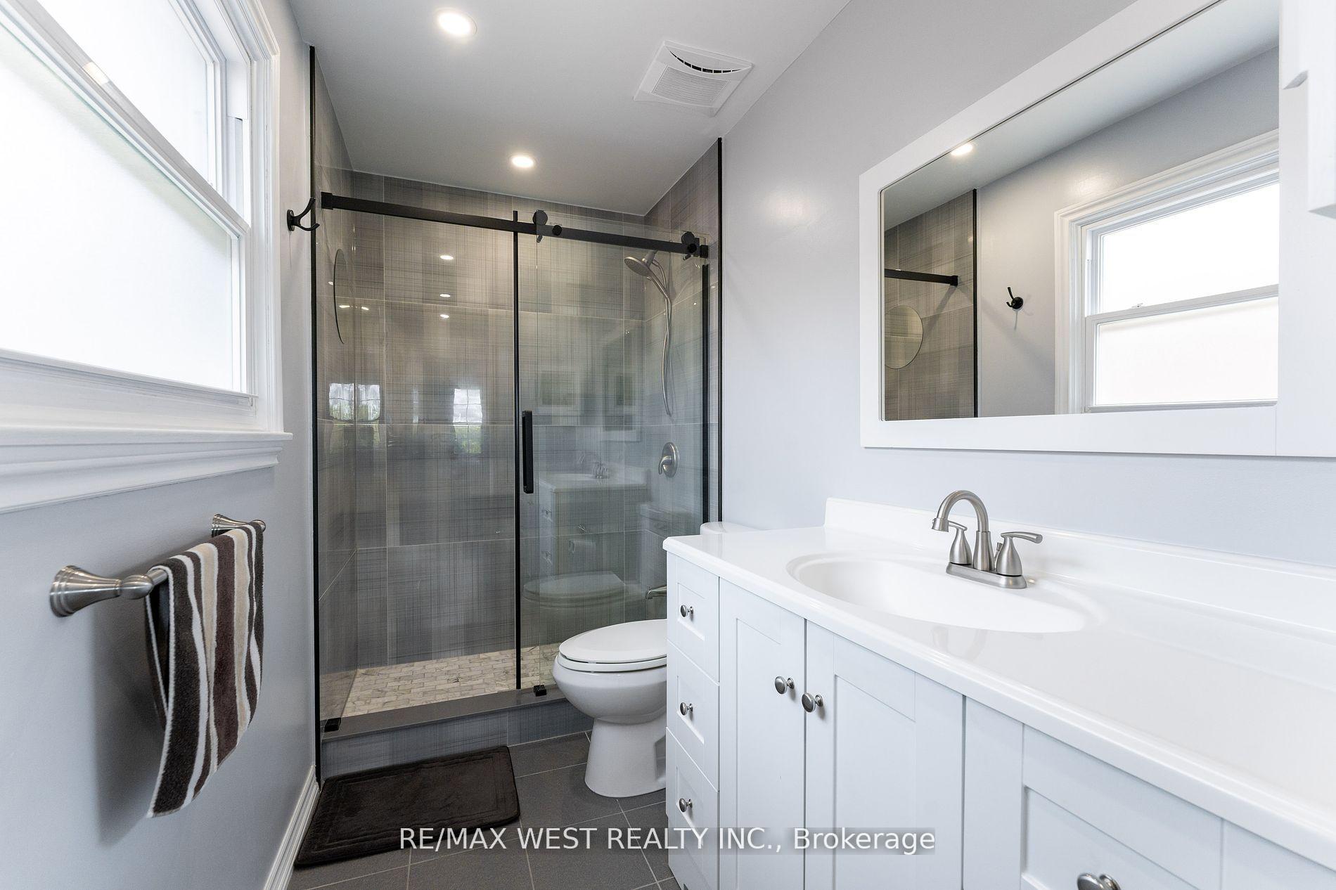 Photo 25 of 226 Austin Drive, Markham, Unionville — HOMEH