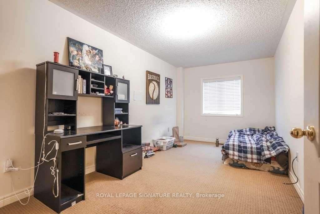 Photo 13 of 90 Christian Ritter Drive, Markham, Berczy — HOMEH