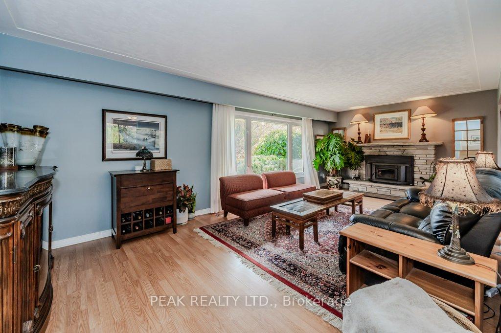 Photo 8 of 88 Springbank Crescent, Kitchener — HOMEH