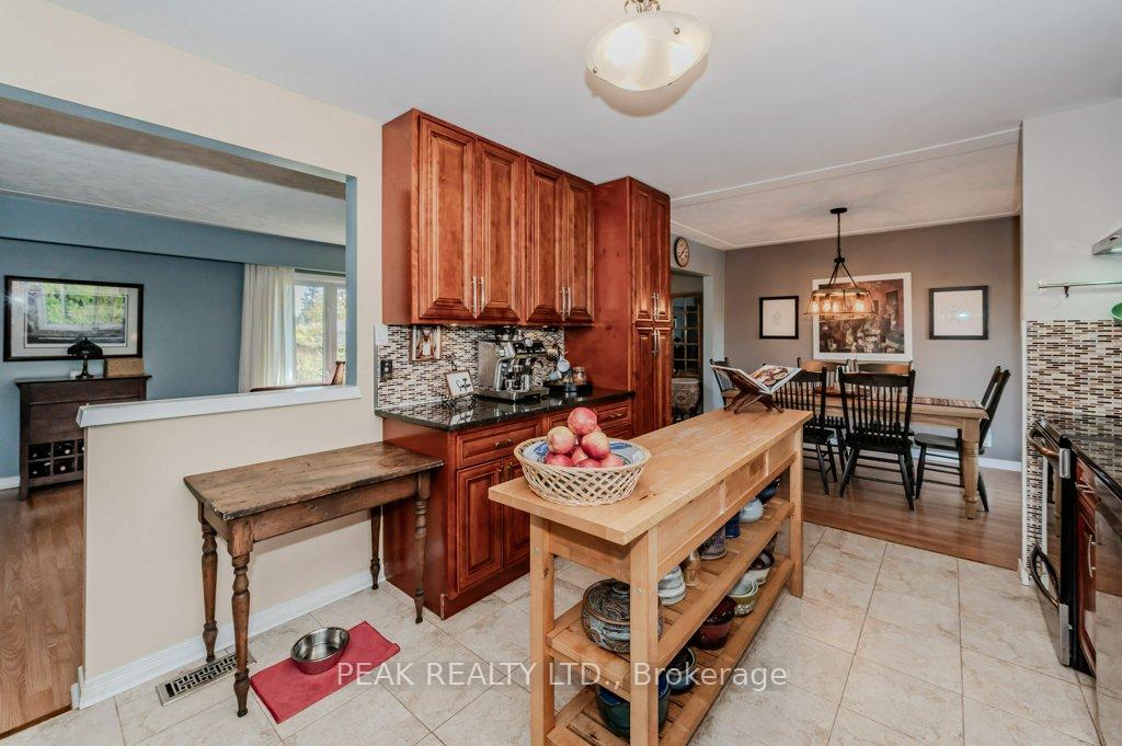 Photo 14 of 88 Springbank Crescent, Kitchener — HOMEH