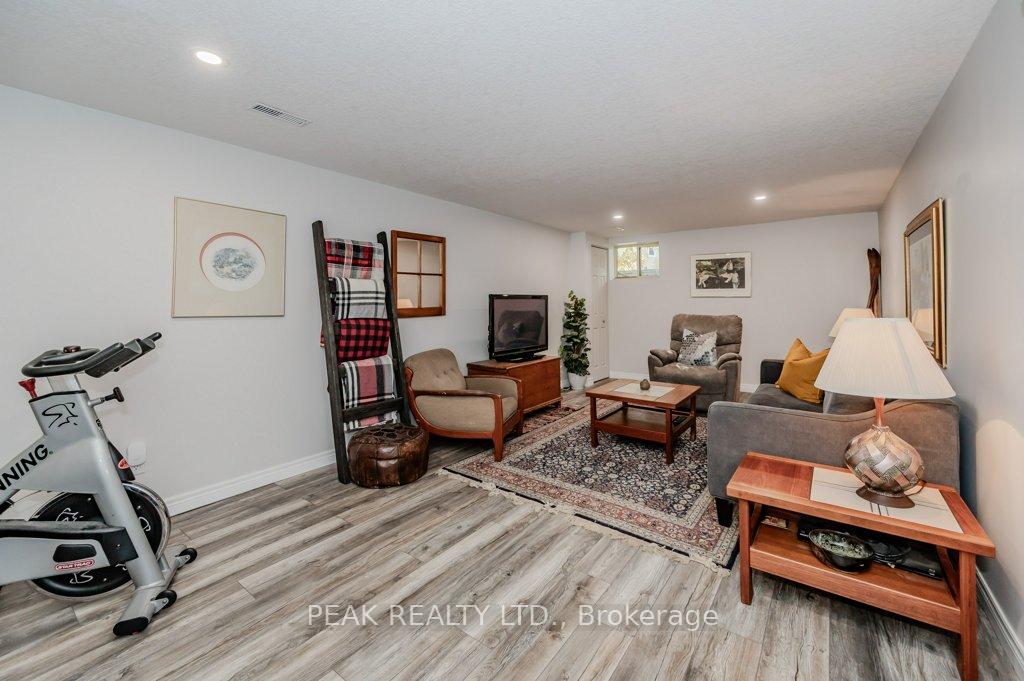 Photo 26 of 88 Springbank Crescent, Kitchener — HOMEH