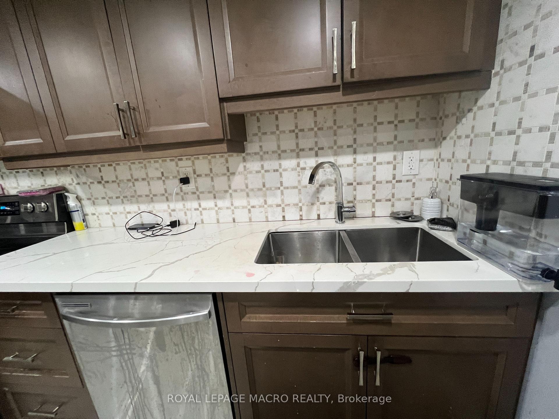 Photo 11 of Unit Lower, 31 Chaumont Drive, Hamilton, Stoney Creek Mountain — HOMEH