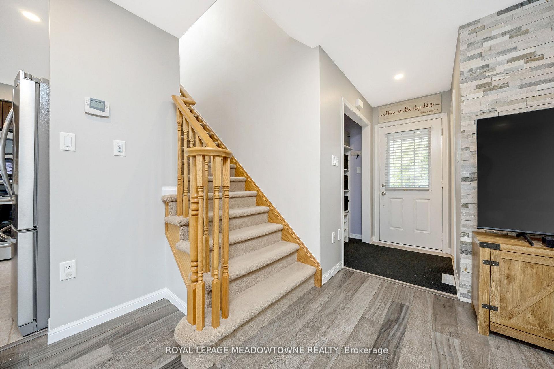 Photo 16 of 606 Cargill Path, Milton, Coates — HOMEH