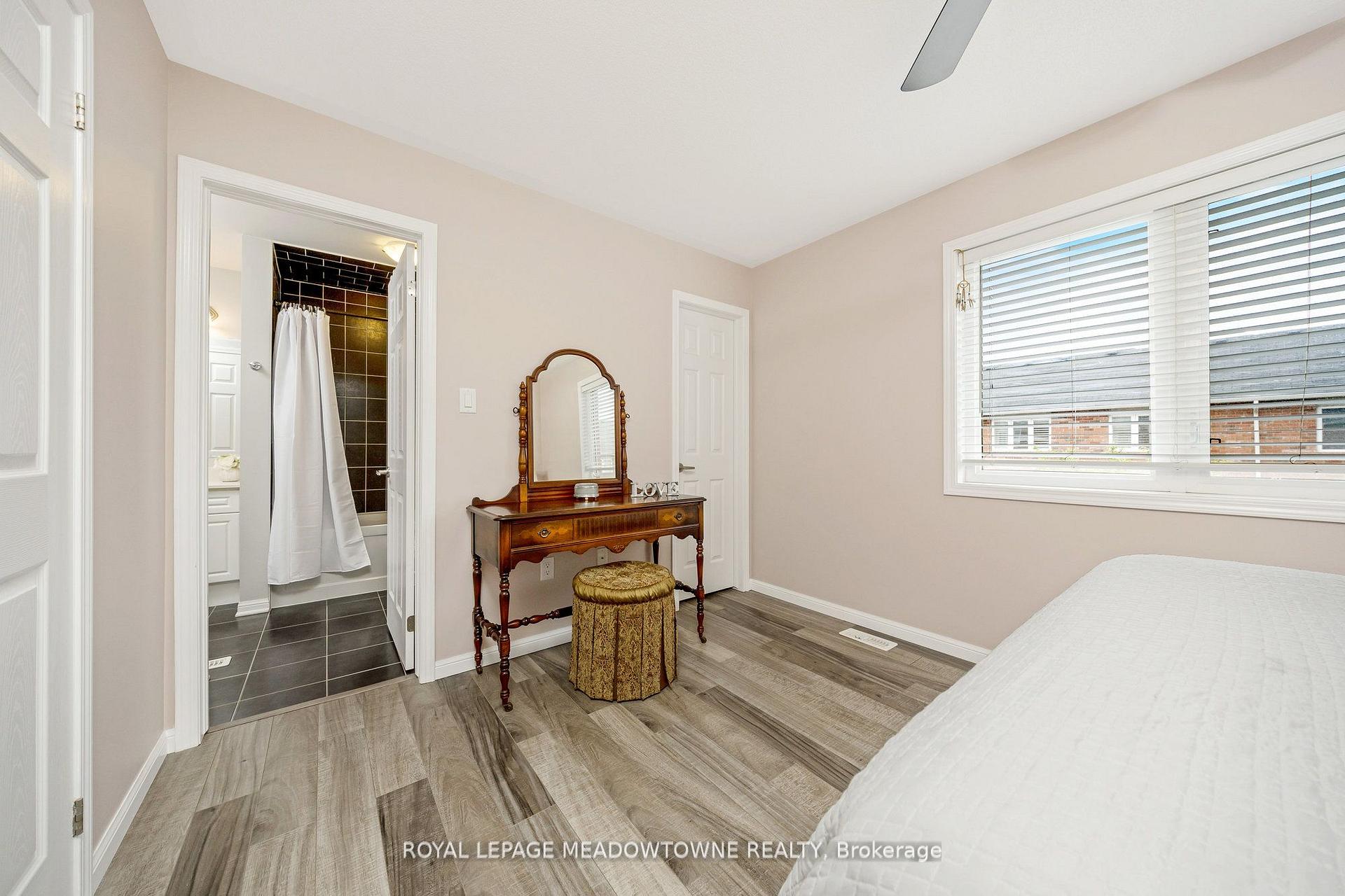 Photo 18 of 606 Cargill Path, Milton, Coates — HOMEH