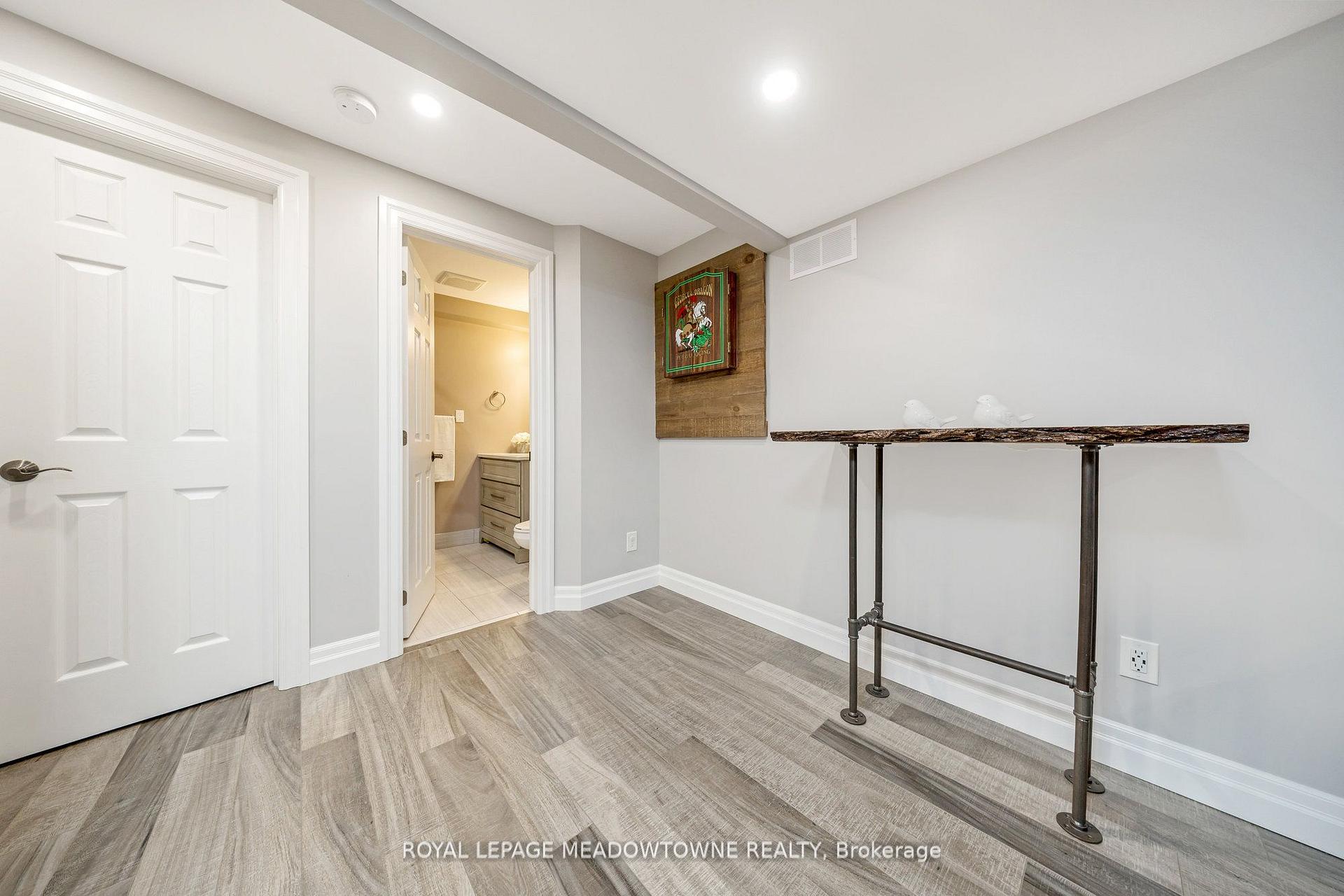 Photo 25 of 606 Cargill Path, Milton, Coates — HOMEH