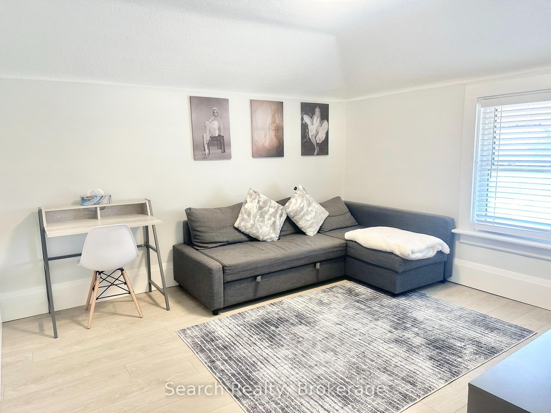 Photo 4 of 14 Kennedy Avenue, Kitchener, Downtown Kitchener/West Ward — HOMEH