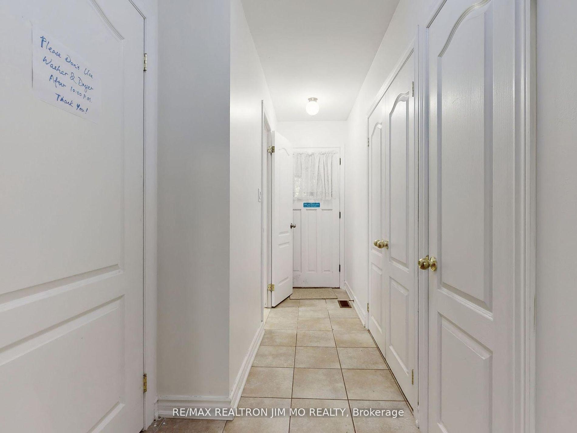 Photo 4 of Unit Bsmt, 40 Gladiator Road, Markham, Bullock — HOMEH