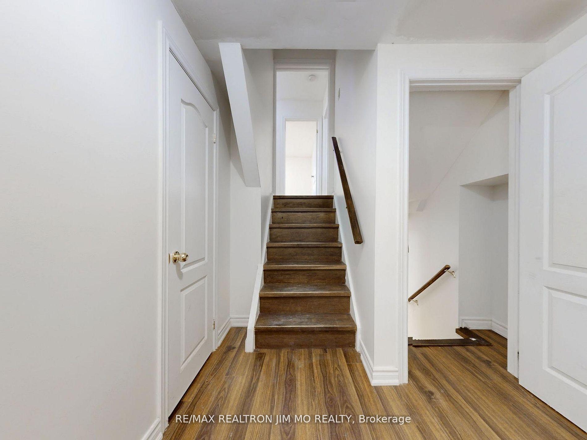 Photo 8 of Unit Bsmt, 40 Gladiator Road, Markham, Bullock — HOMEH