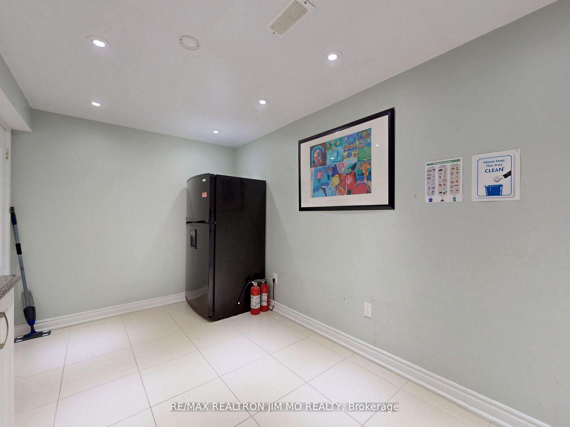 Photo 12 of Unit Bsmt, 40 Gladiator Road, Markham, Bullock — HOMEH