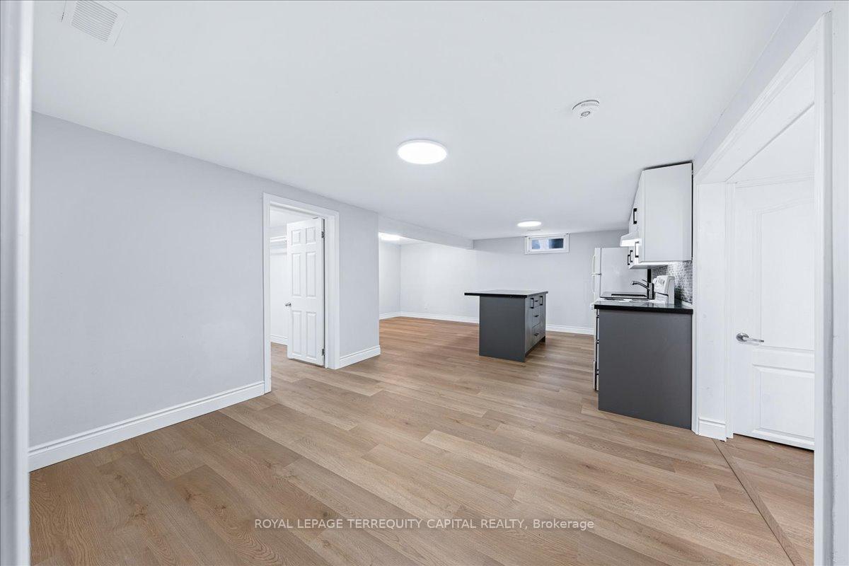 Photo 11 of Unit Lower, 373 Mohawk Road W, Hamilton, Rolston — HOMEH
