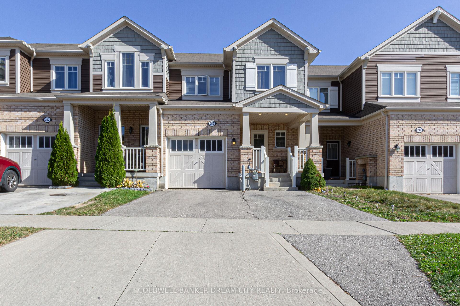 Photo 2 of 250 Apple Hill Crescent, Kitchener — HOMEH