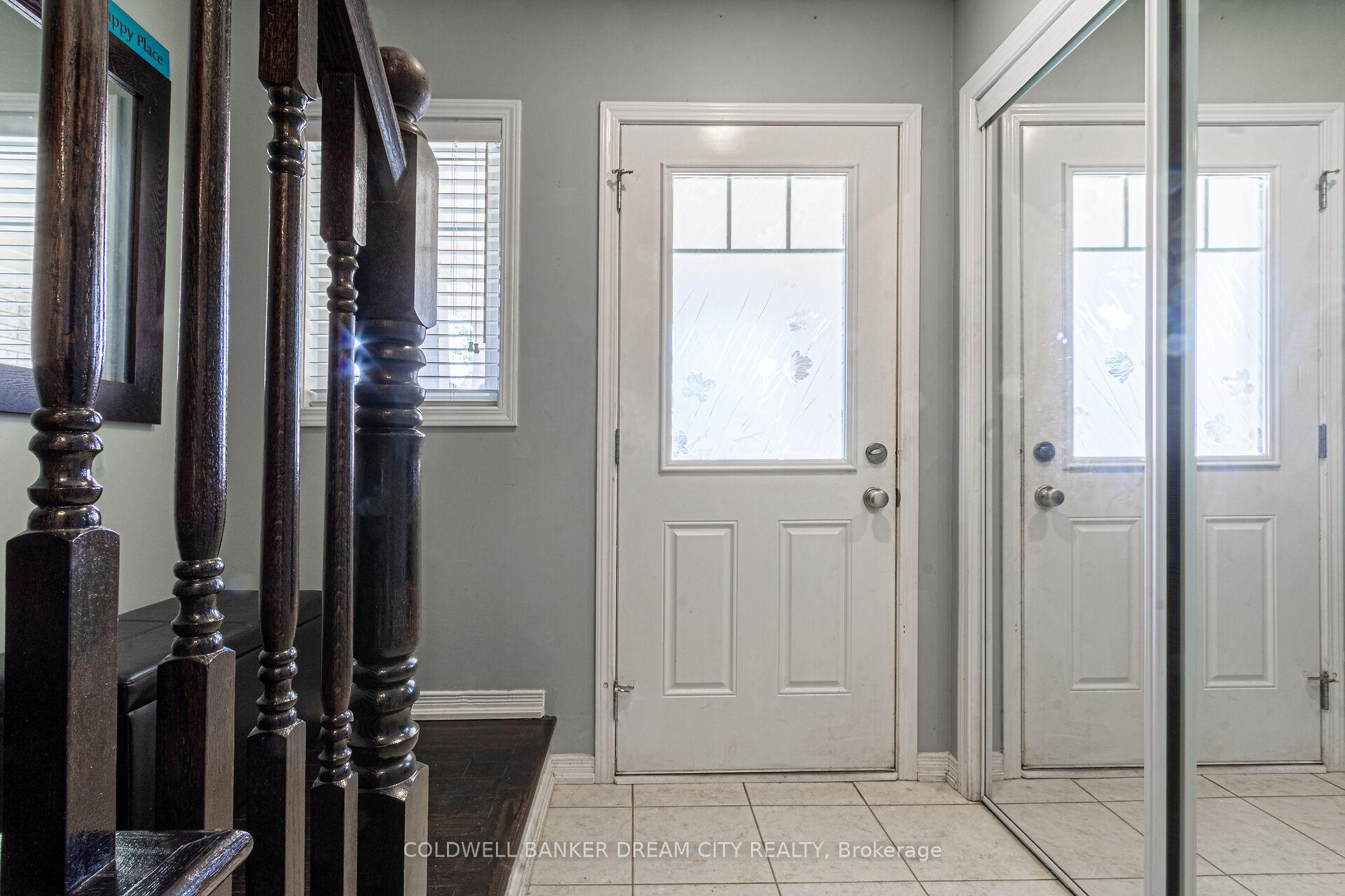 Photo 6 of 250 Apple Hill Crescent, Kitchener — HOMEH