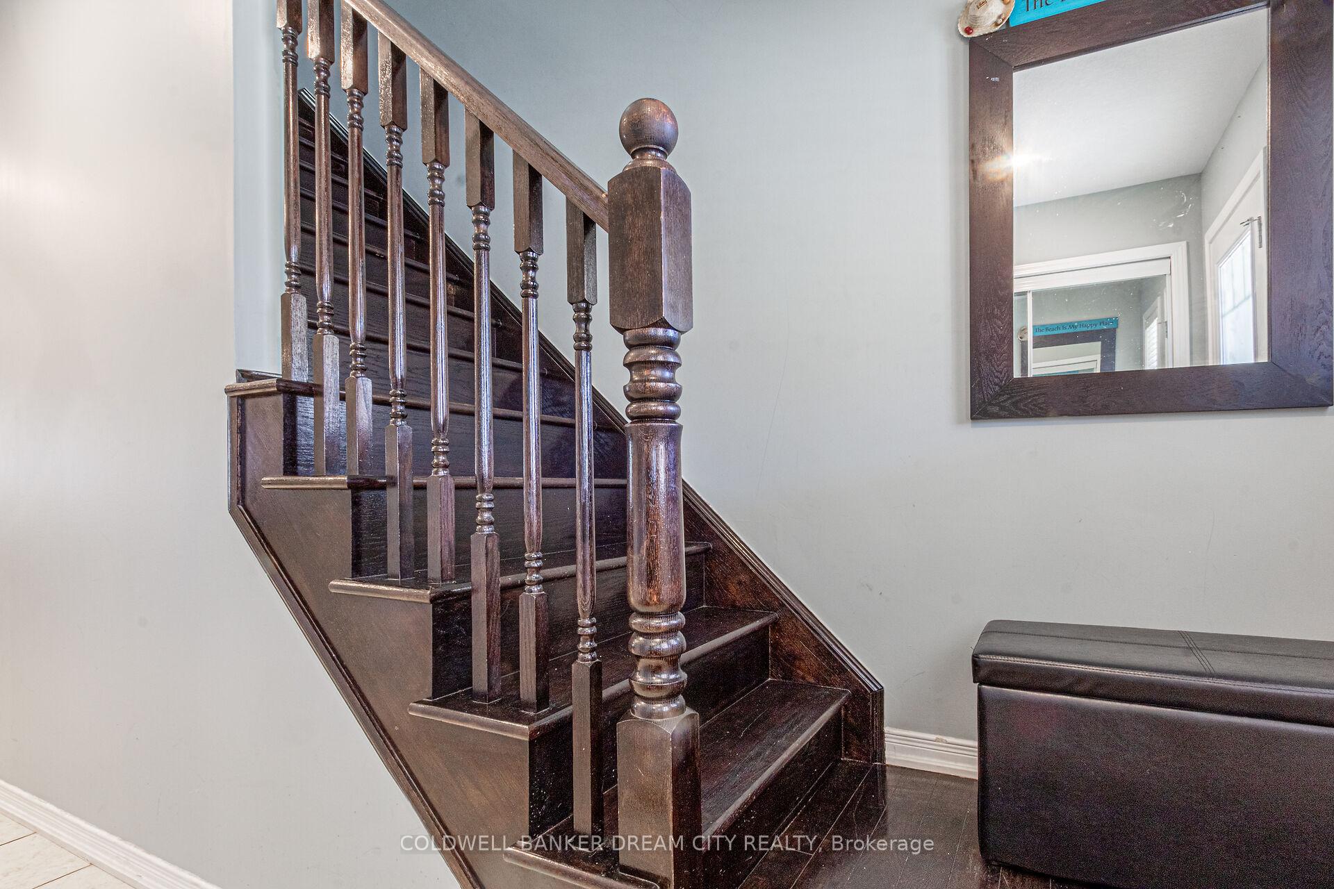 Photo 16 of 250 Apple Hill Crescent, Kitchener — HOMEH
