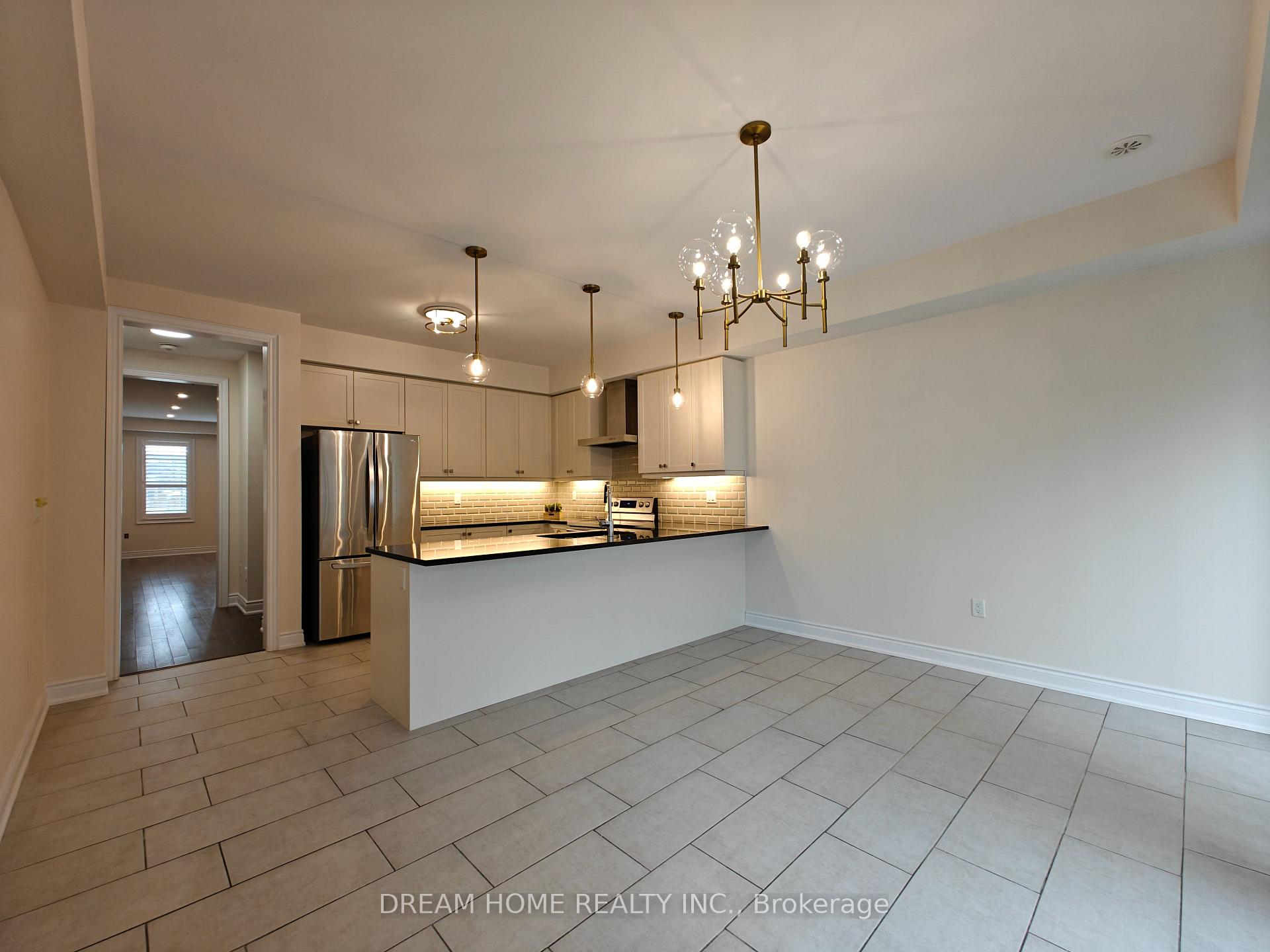 Photo 7 of 6 Cafaro Lane, Markham, Victoria Square — HOMEH