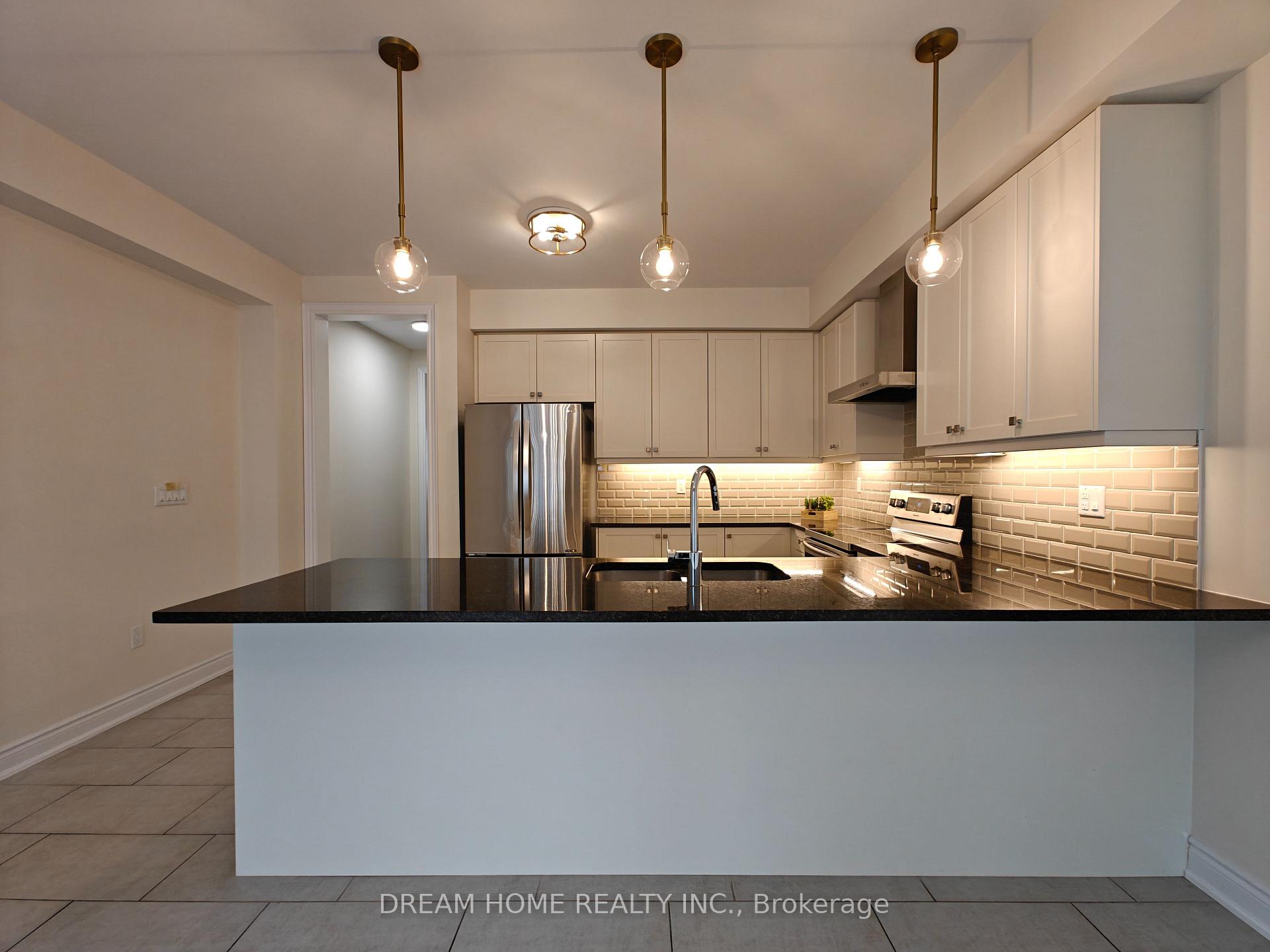 Photo 9 of 6 Cafaro Lane, Markham, Victoria Square — HOMEH