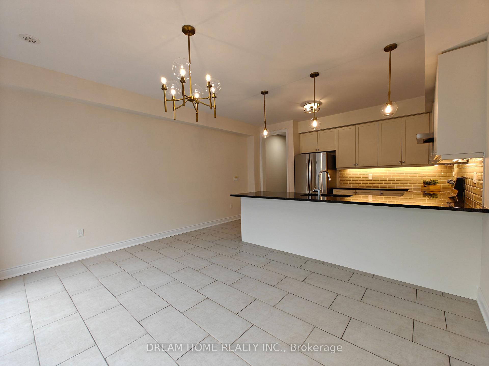 Photo 11 of 6 Cafaro Lane, Markham, Victoria Square — HOMEH