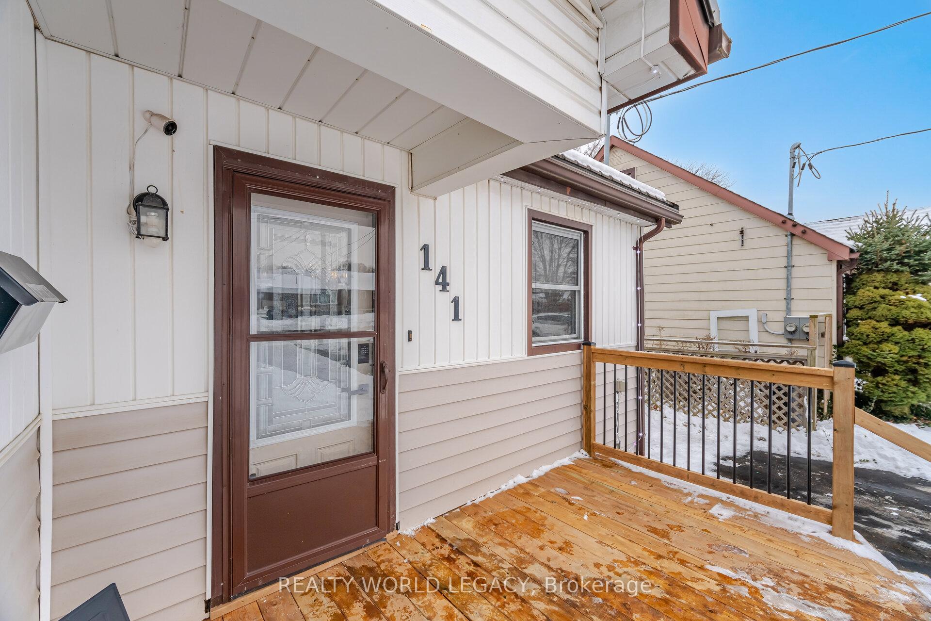 Photo 2 of 141 Ninth Avenue, Kitchener — HOMEH