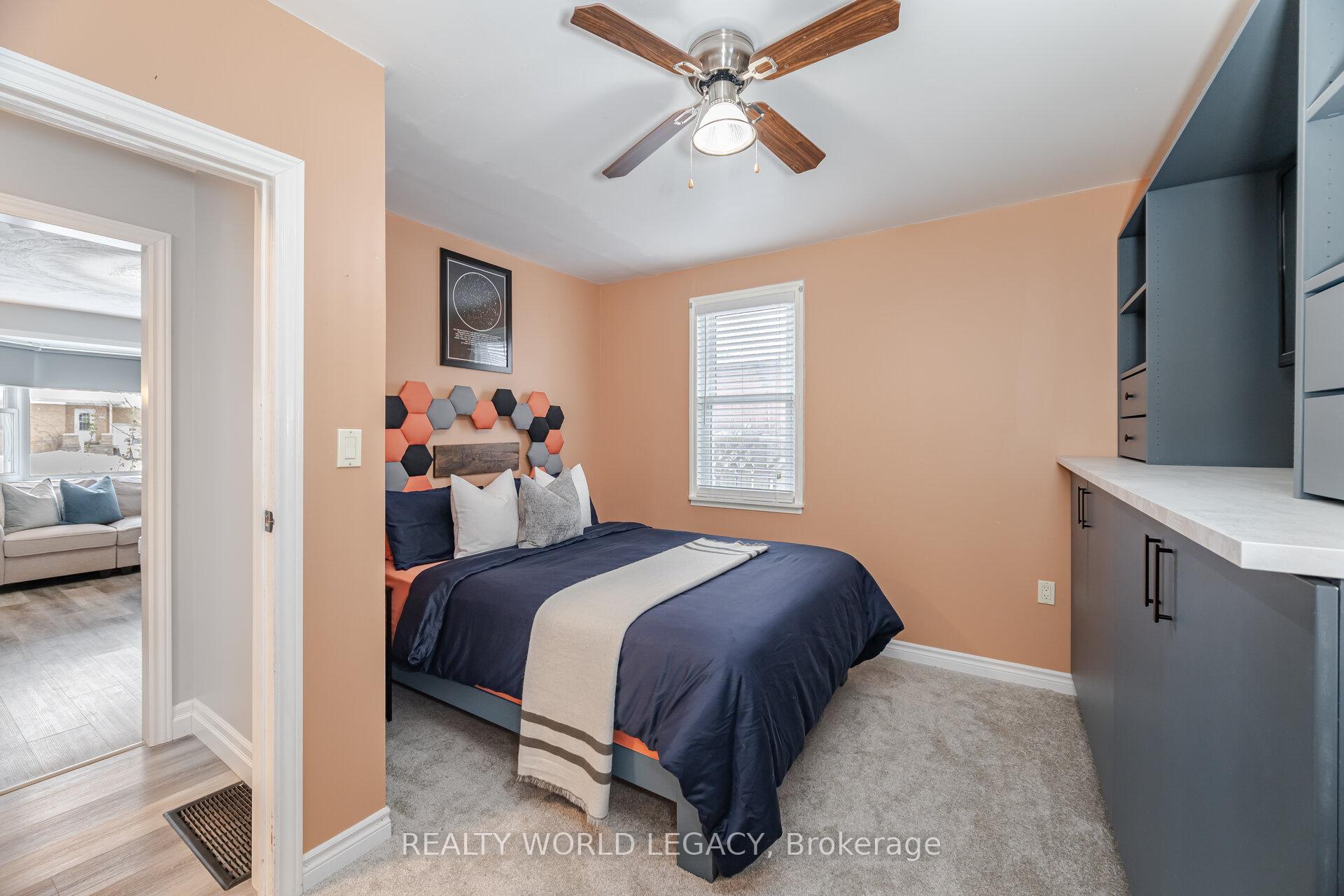 Photo 14 of 141 Ninth Avenue, Kitchener — HOMEH