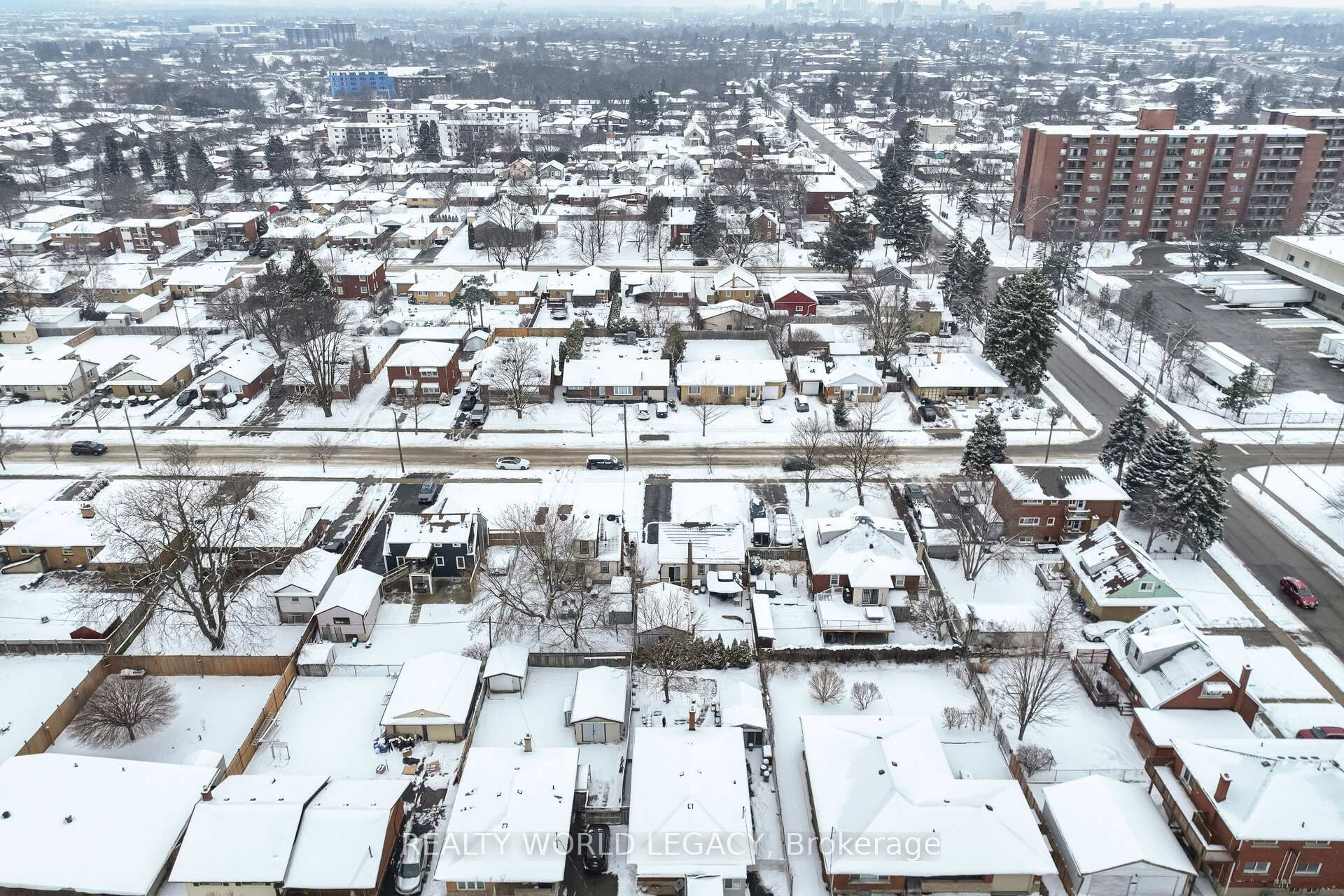 Photo 39 of 141 Ninth Avenue, Kitchener — HOMEH
