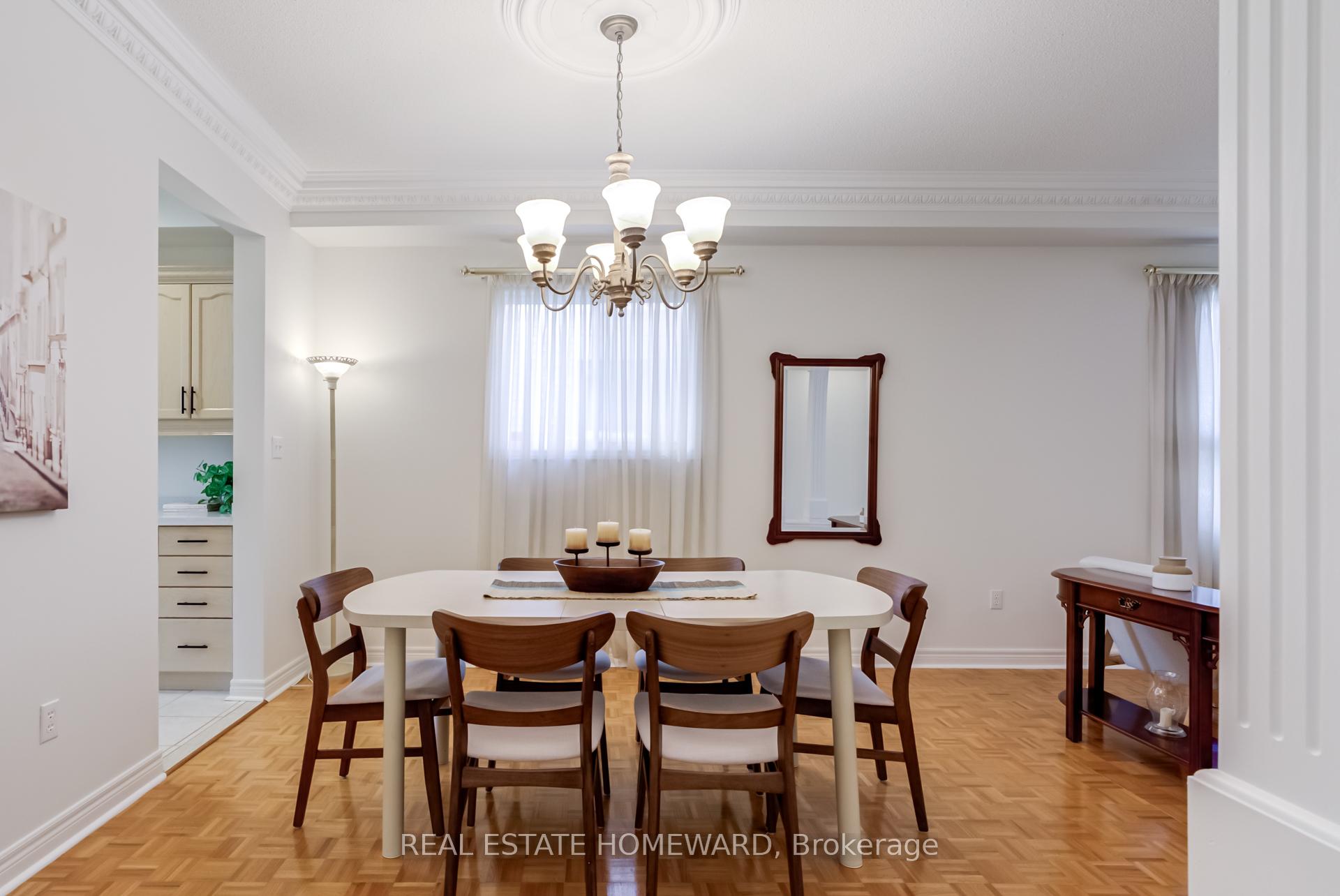 Photo 6 of 207 Valentina Drive, Markham, Village Green-South Unionville — HOMEH