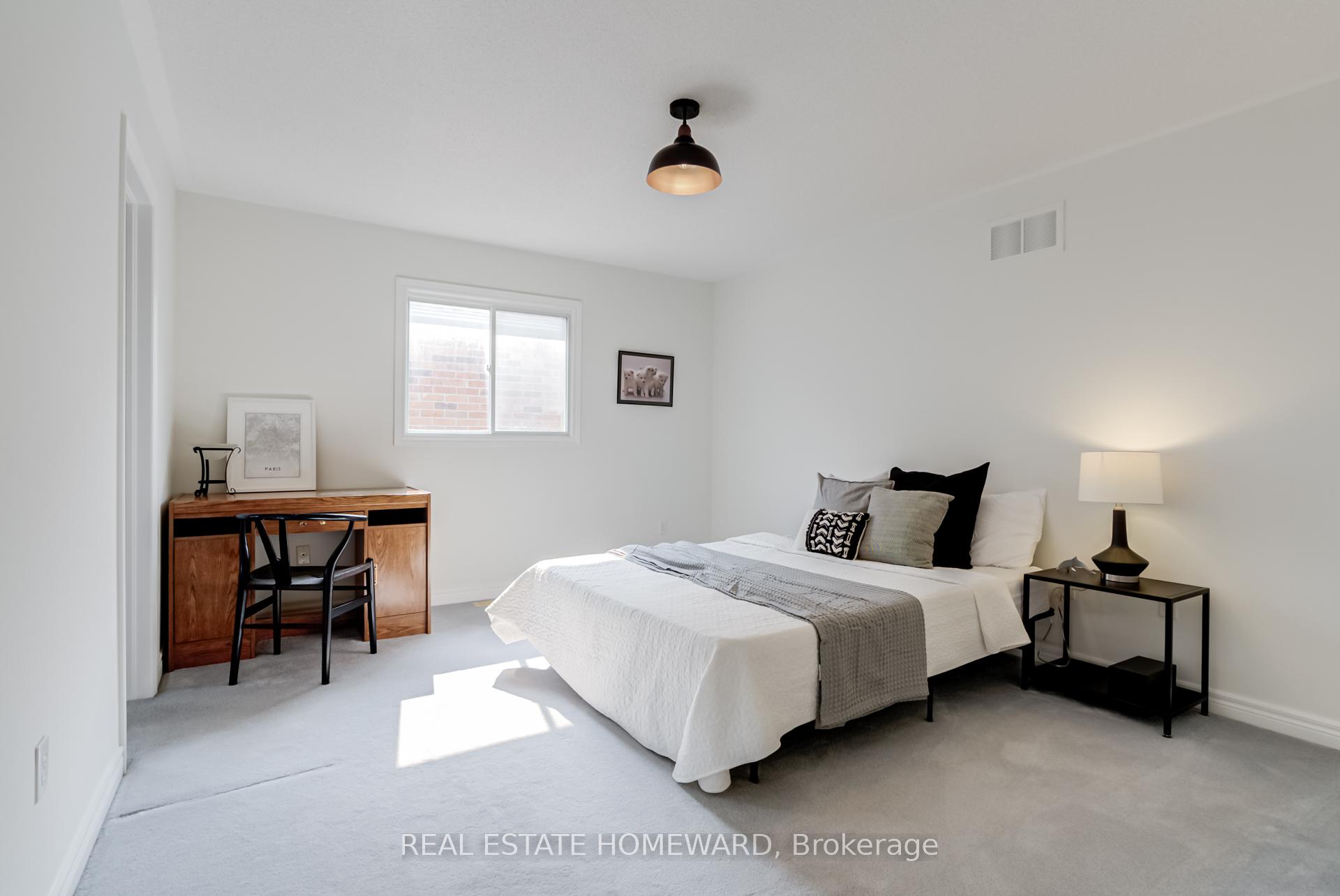 Photo 26 of 207 Valentina Drive, Markham, Village Green-South Unionville — HOMEH